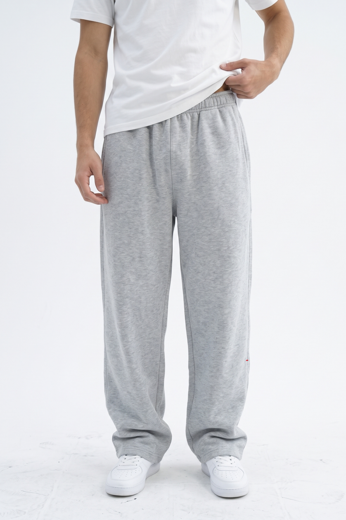 REFINED STRAIGHT LEG PANTS