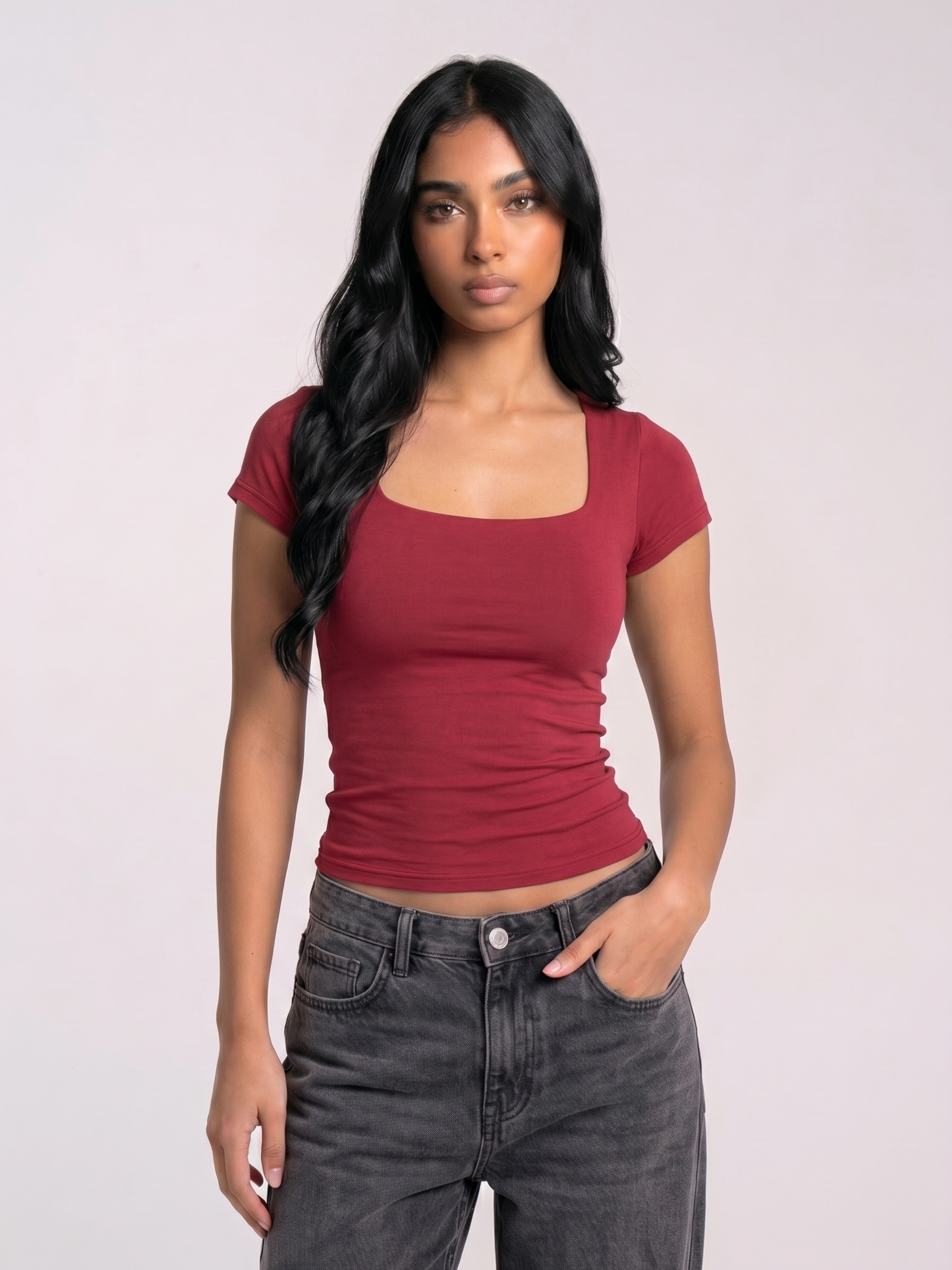 REFINED COTTON SHORT-SLEEVE SQUARE NECK
