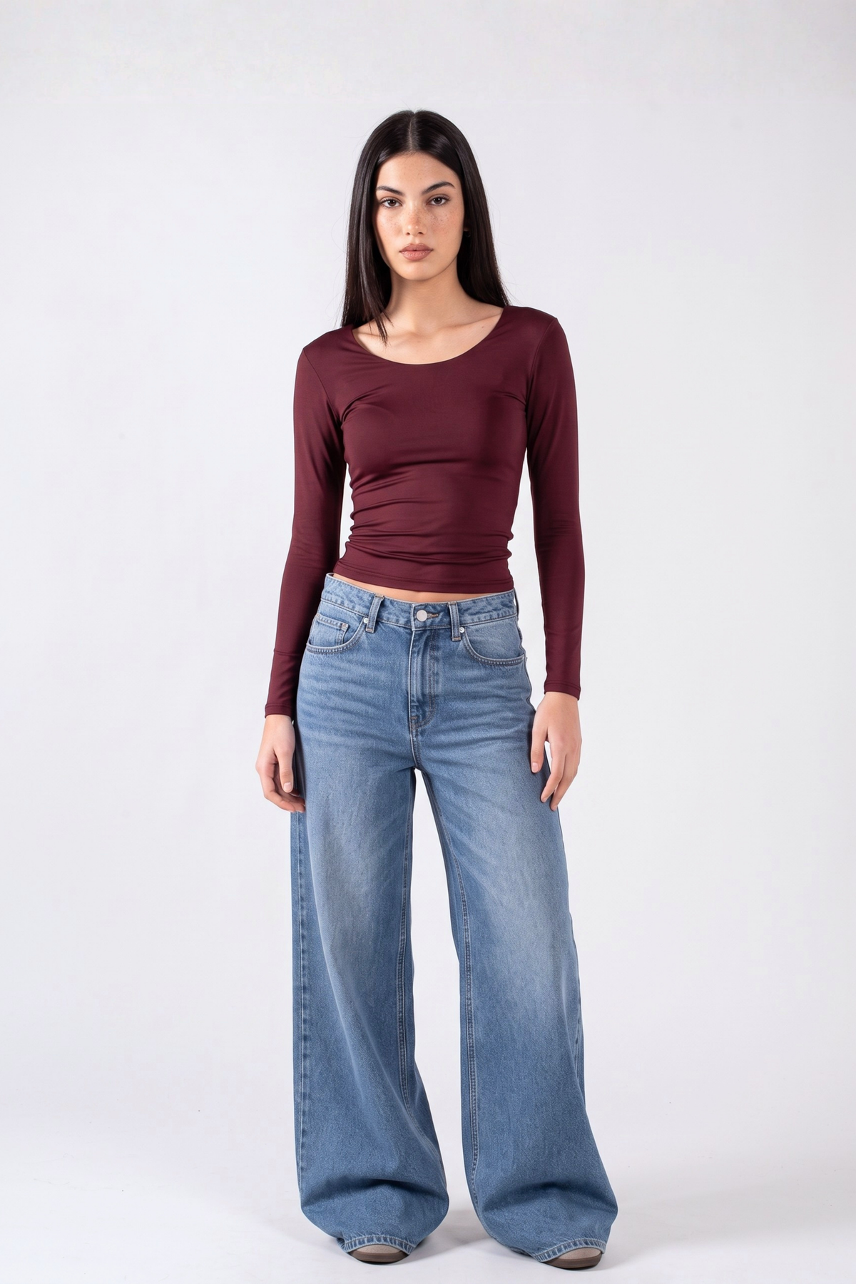 REFINED LONG-SLEEVE WIDE NECK
