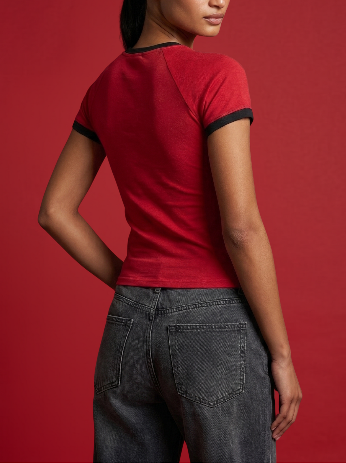 LEAGUE TEE