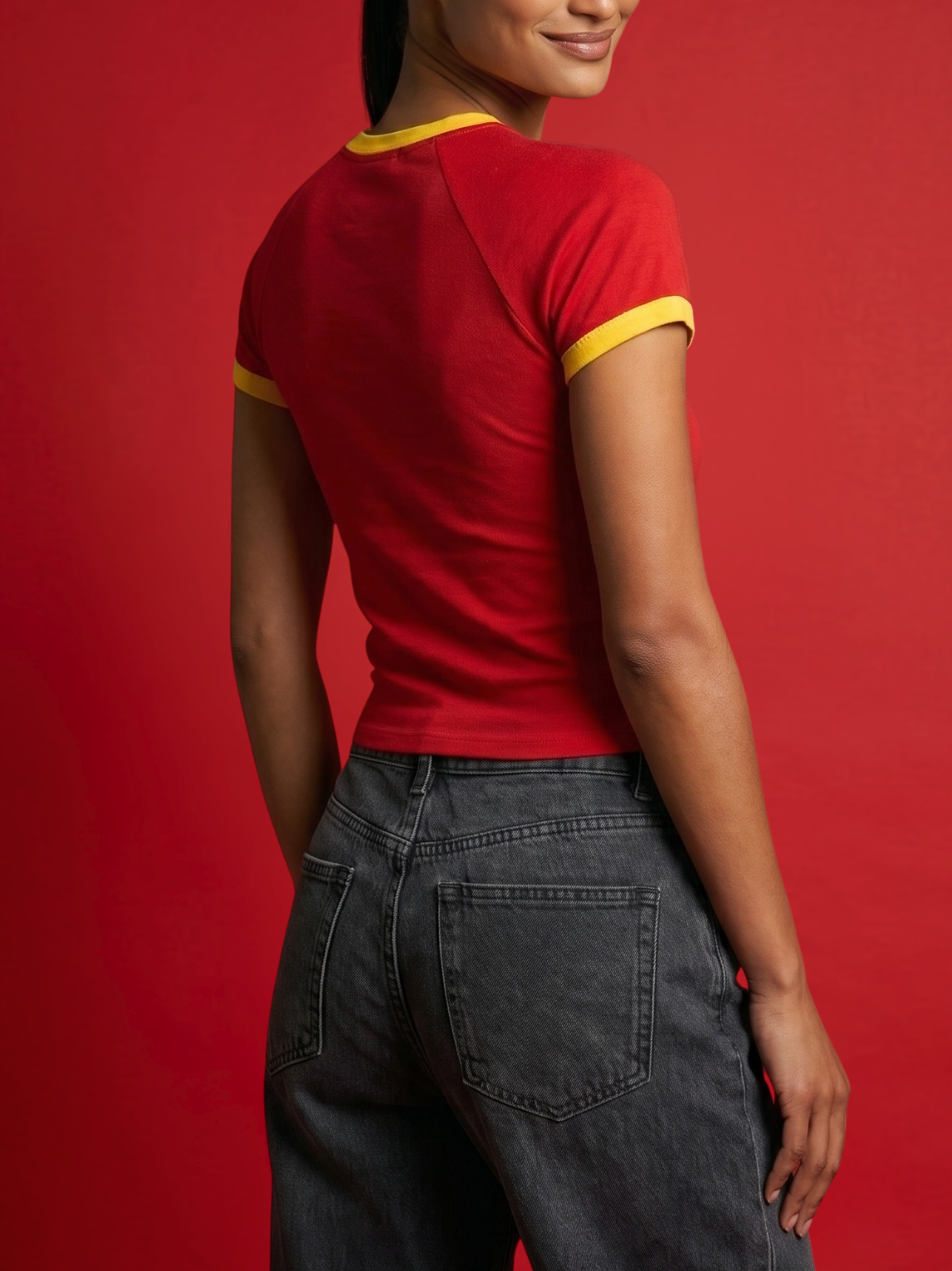 LEAGUE TEE