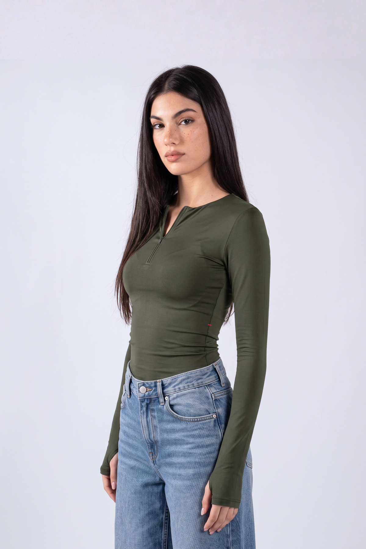 REFINED LONG-SLEEVE ZIPPER