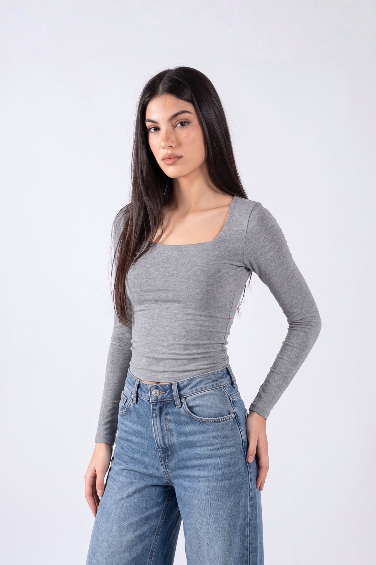 REFINED COTTON LONG-SLEEVE SQUARE NECK