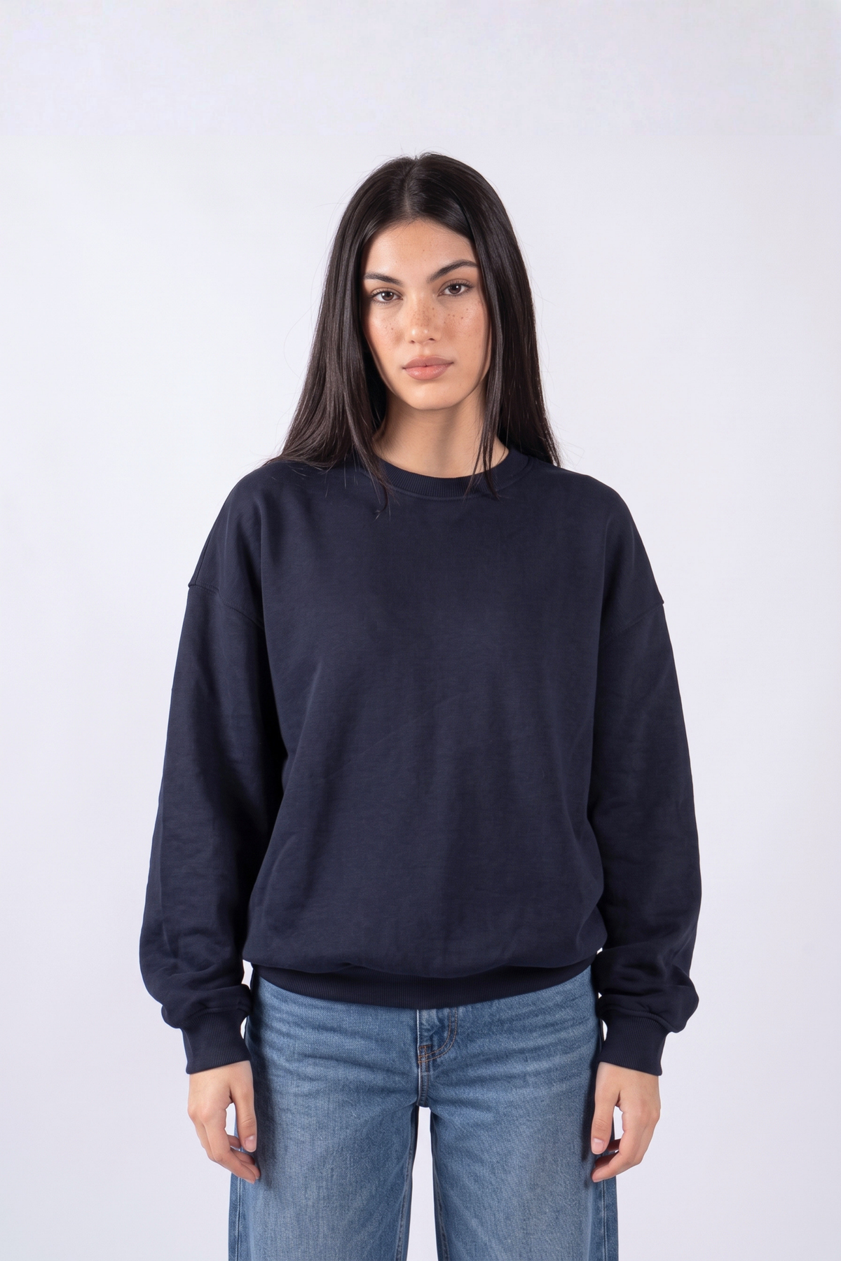 REFINED OVERSIZED CREW NECK