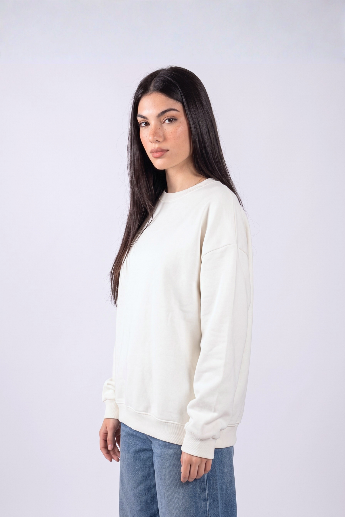 REFINED OVERSIZED CREW NECK