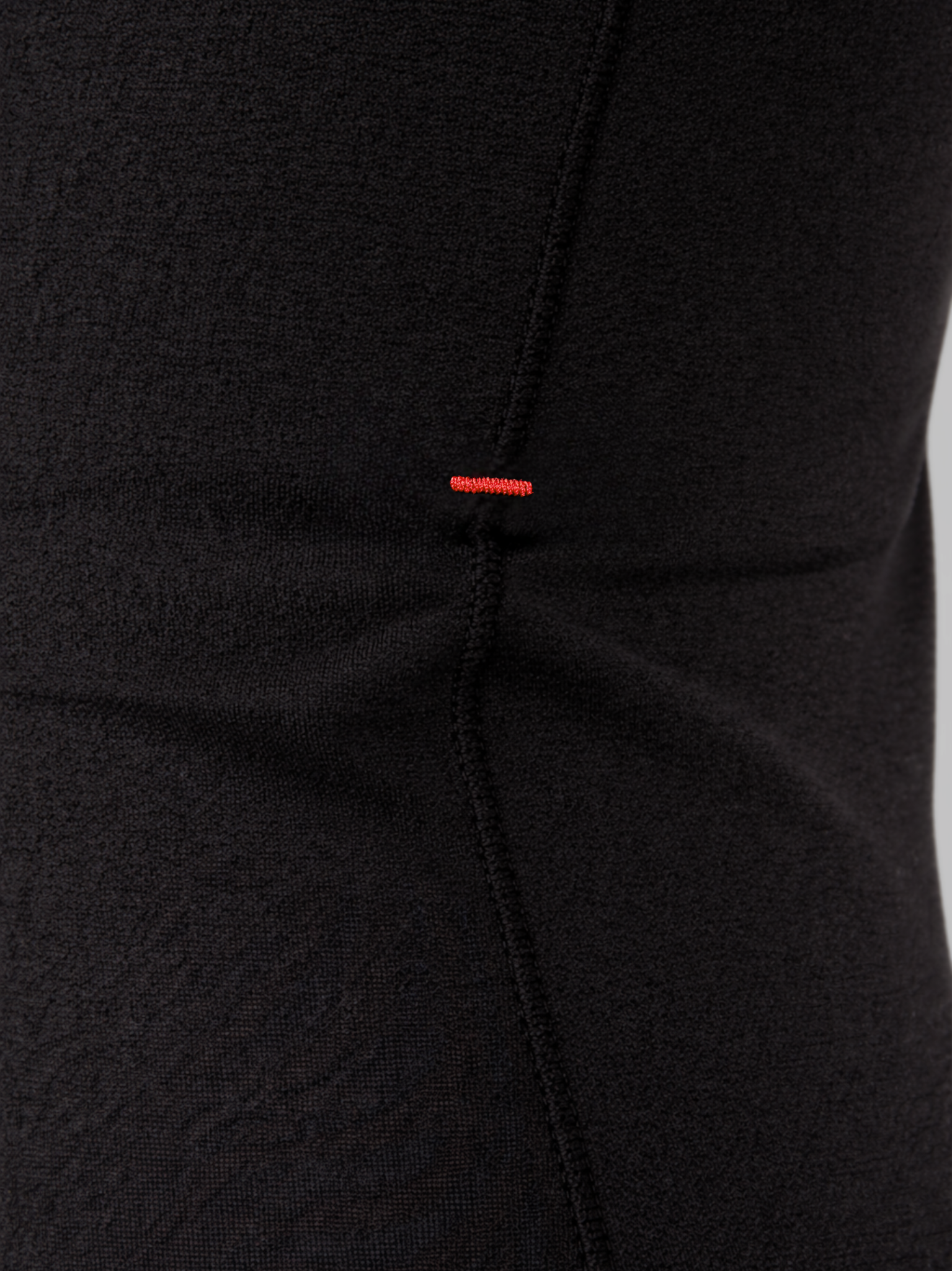 REFINED COTTON LONG-SLEEVE SQUARE NECK