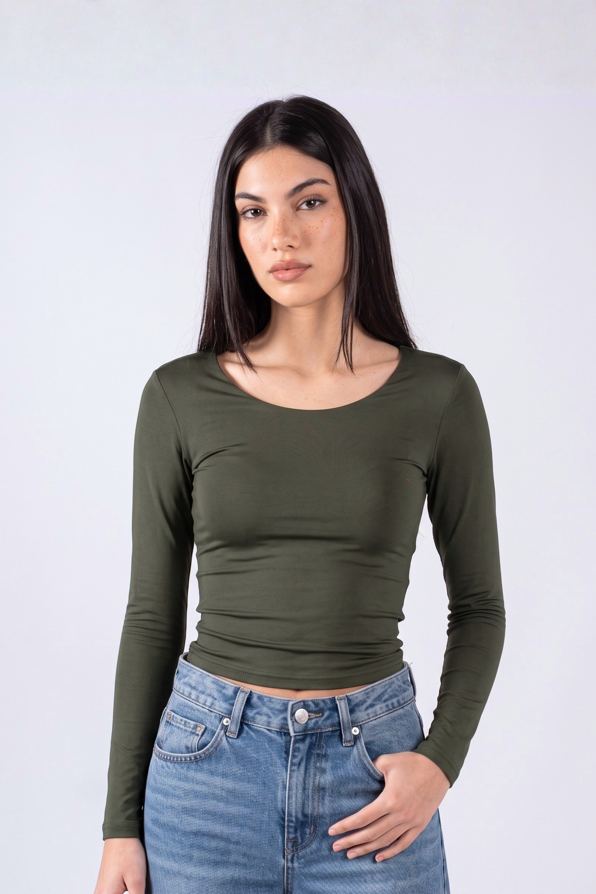 REFINED LONG-SLEEVE WIDE NECK