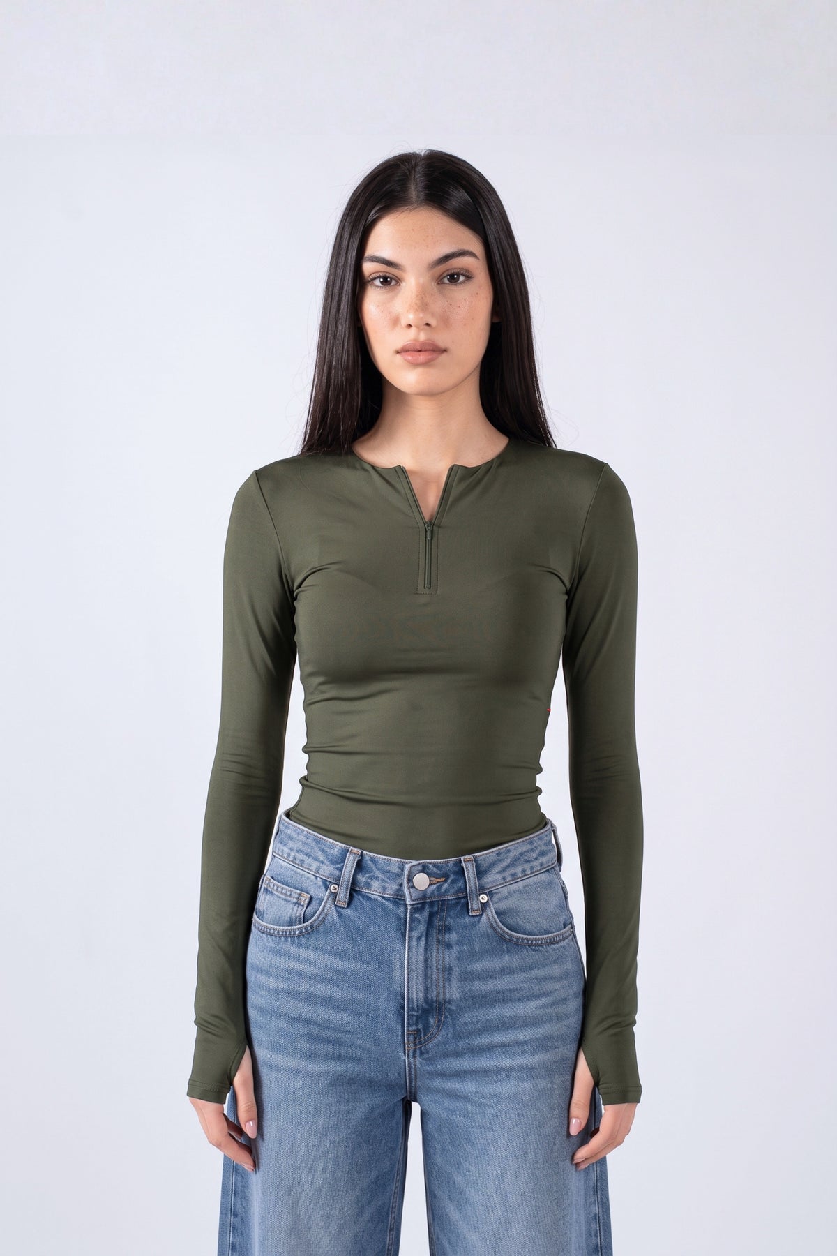 REFINED LONG-SLEEVE ZIPPER