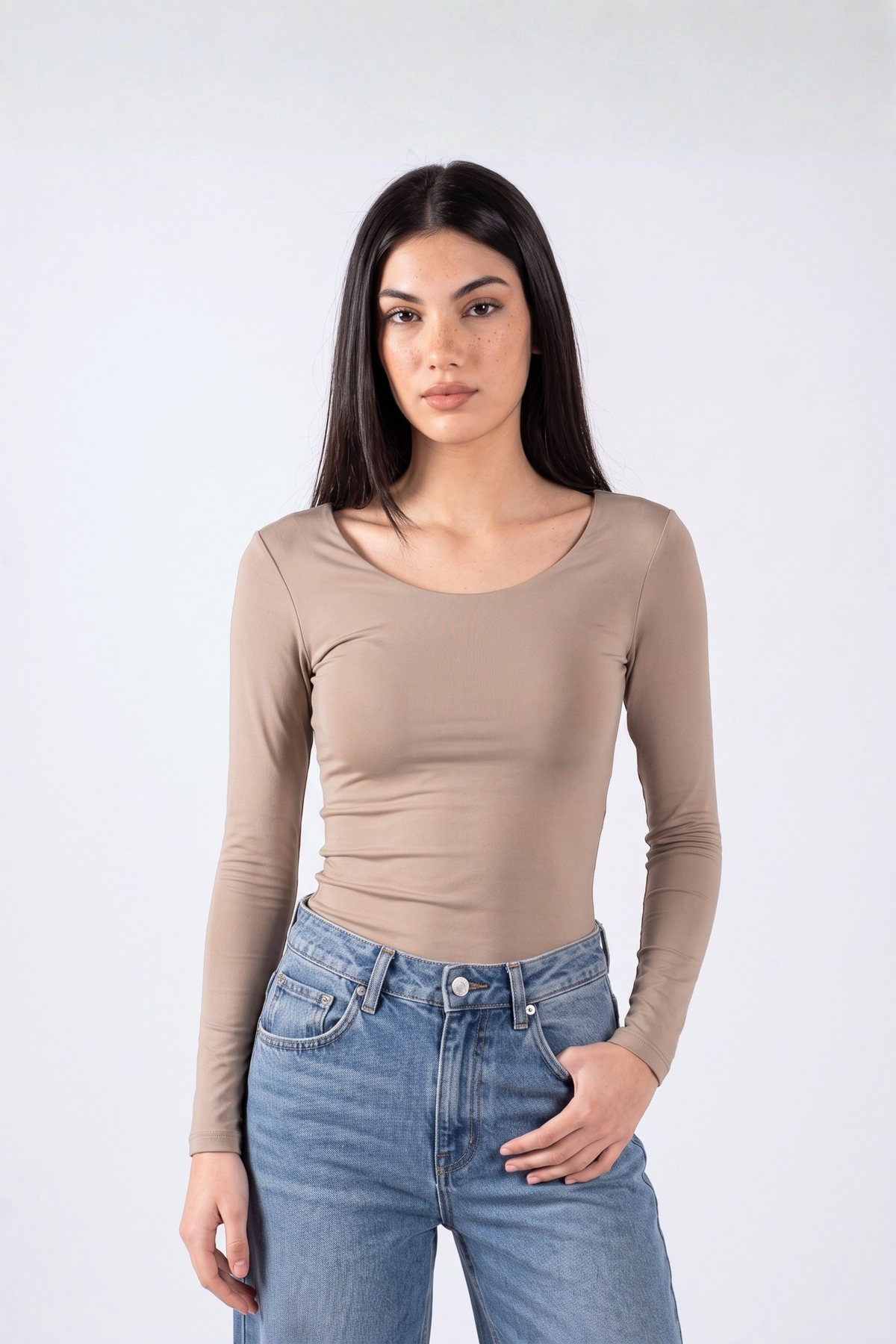 REFINED LONG-SLEEVE WIDE NECK
