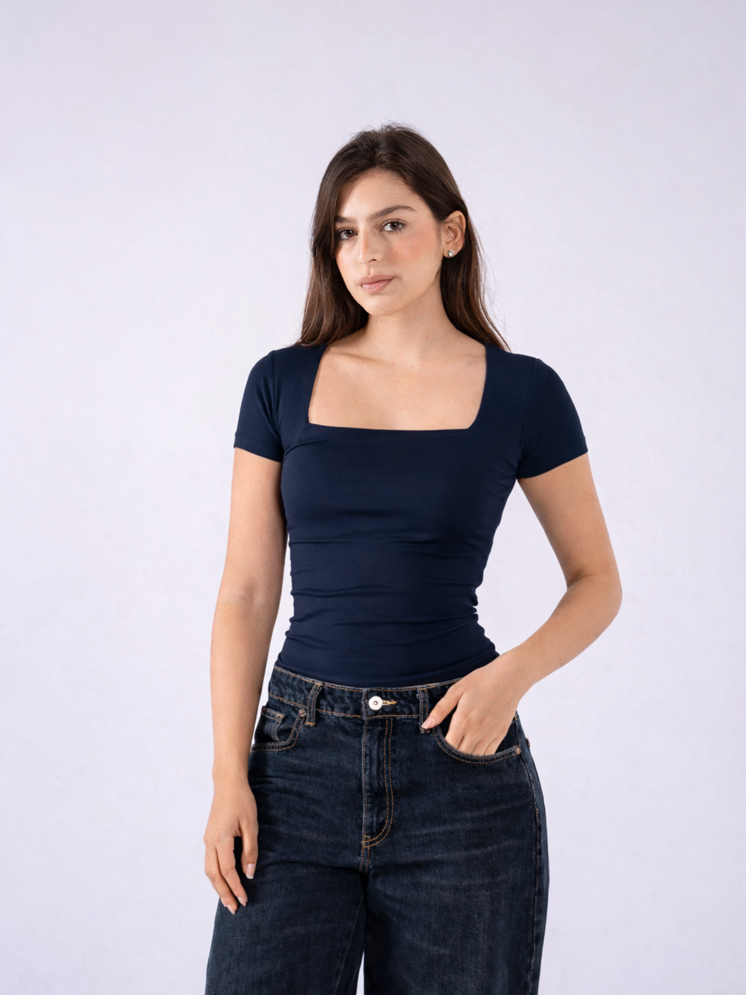 REFINED SHORT-SLEEVE SQUARE NECK