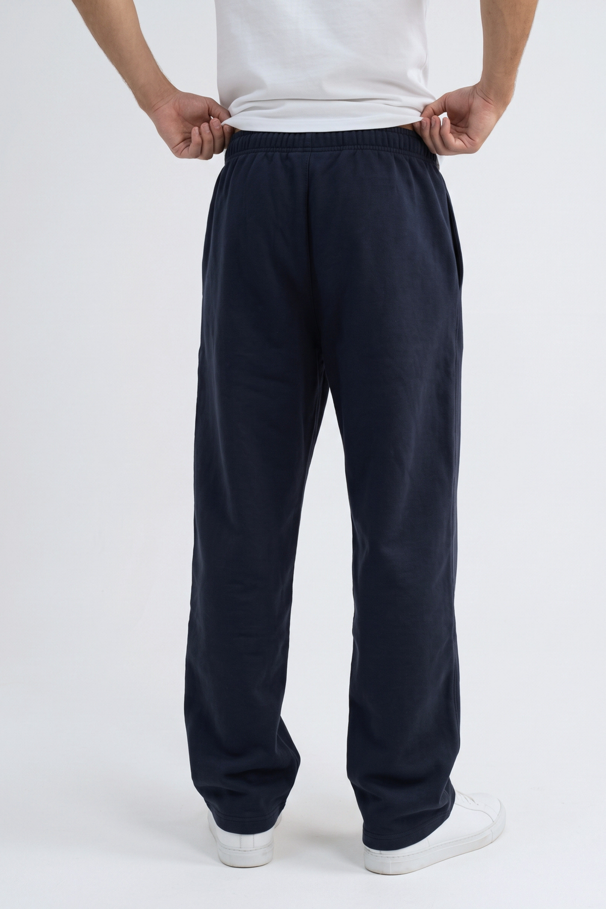 REFINED STRAIGHT LEG PANTS