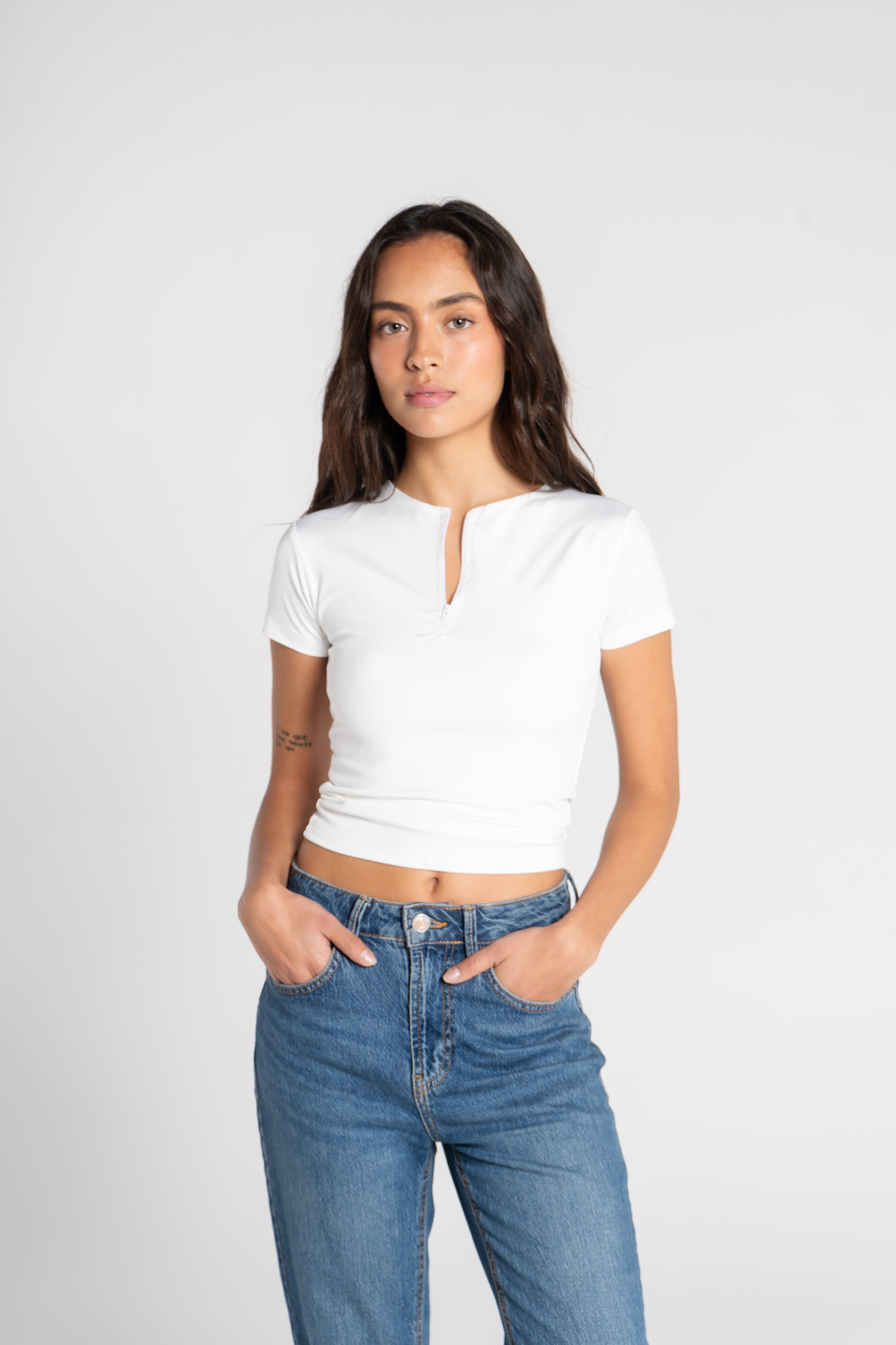 ZIPPER SHORT SLEEVE