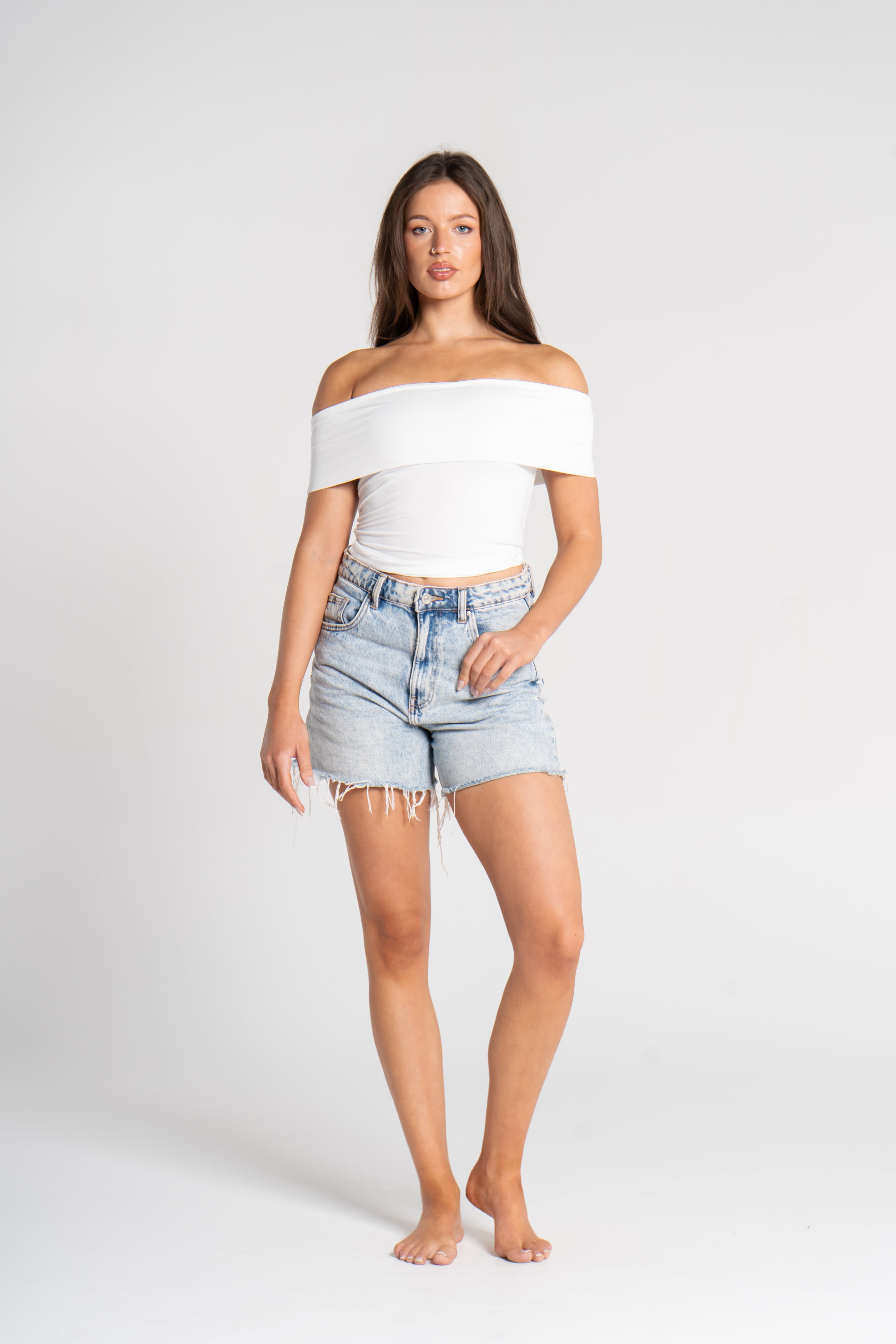 OFF SHOULDER
