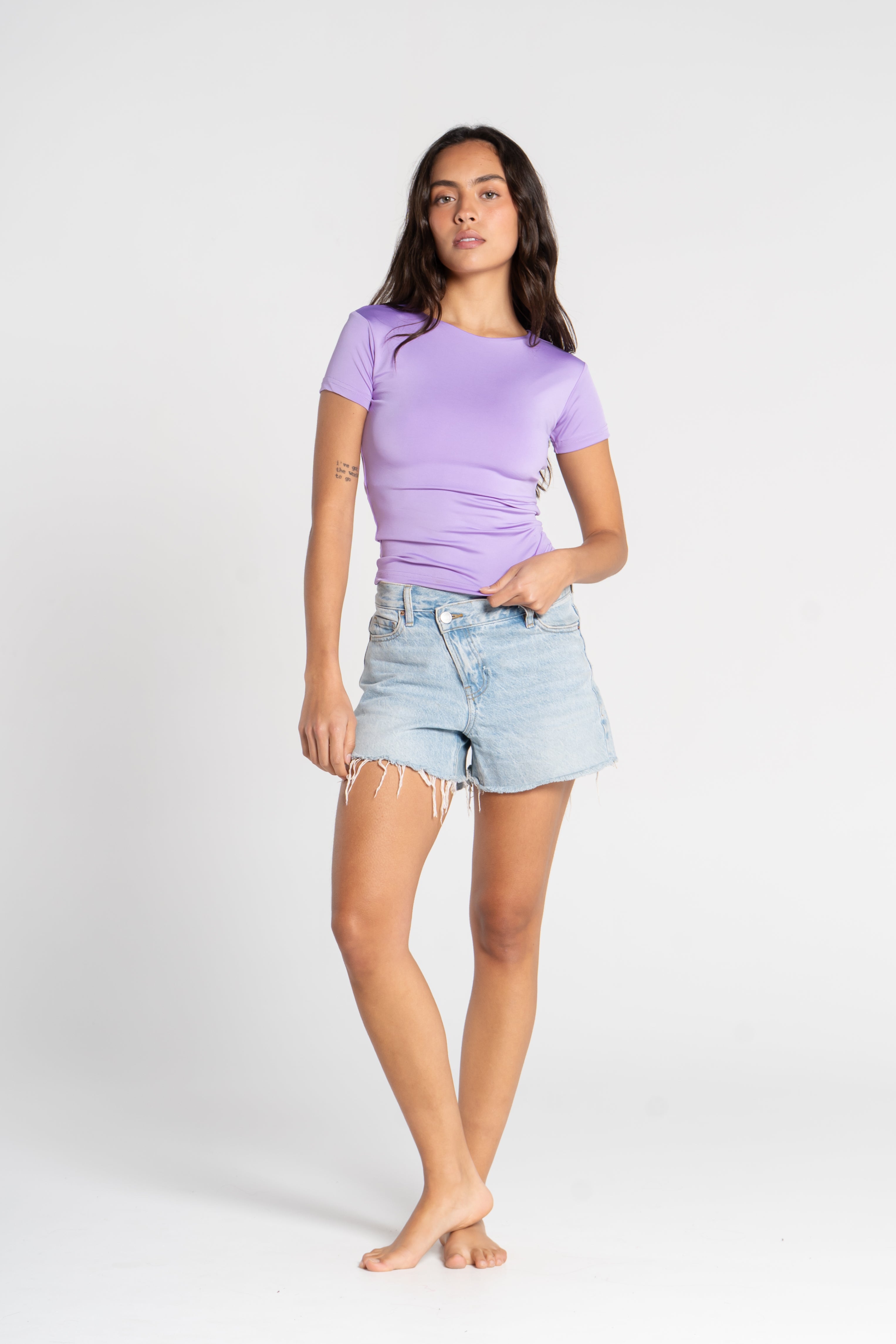 ROUND NECK SHORT SLEEVE ( COLORS )