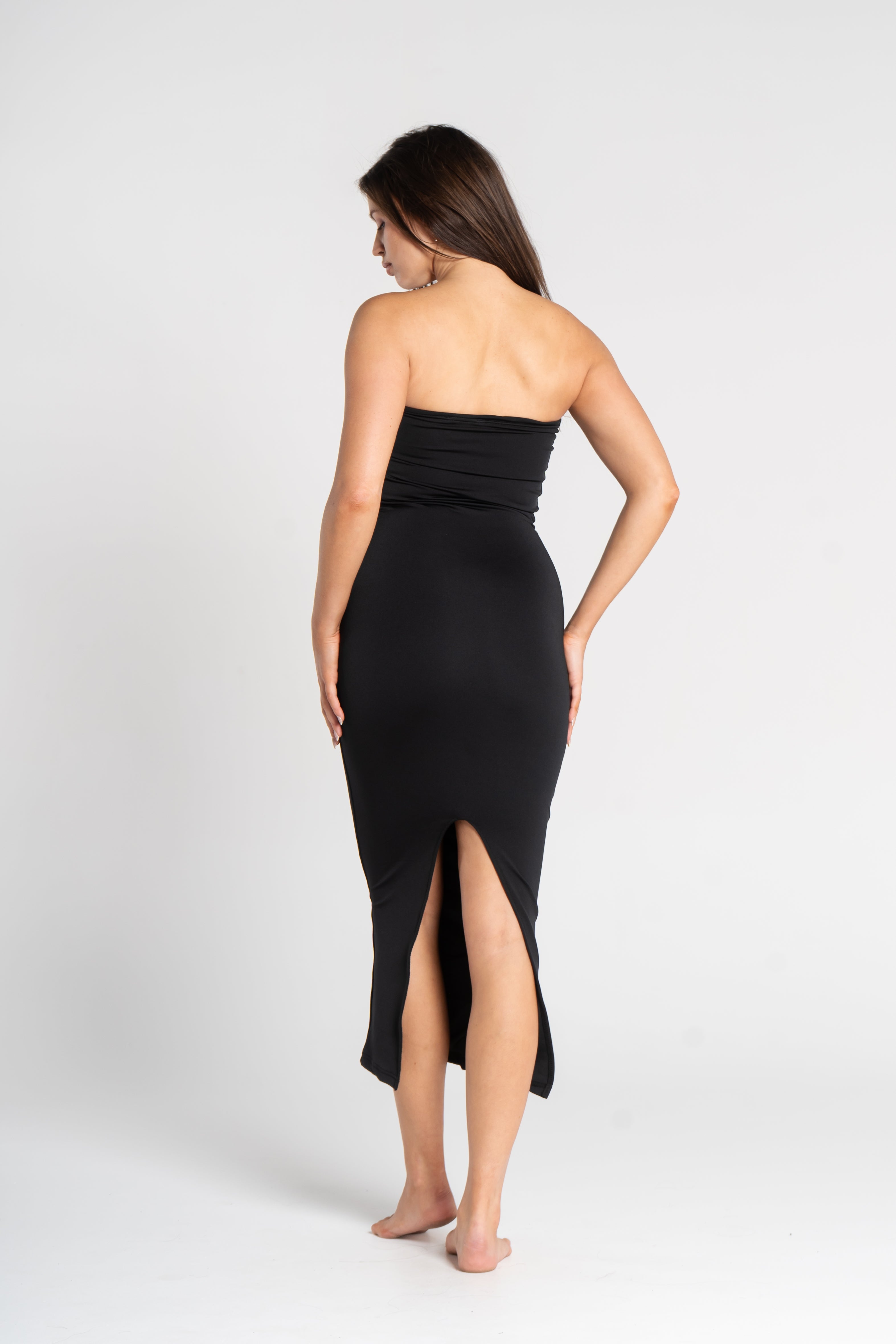 STRAPLESS DRESS