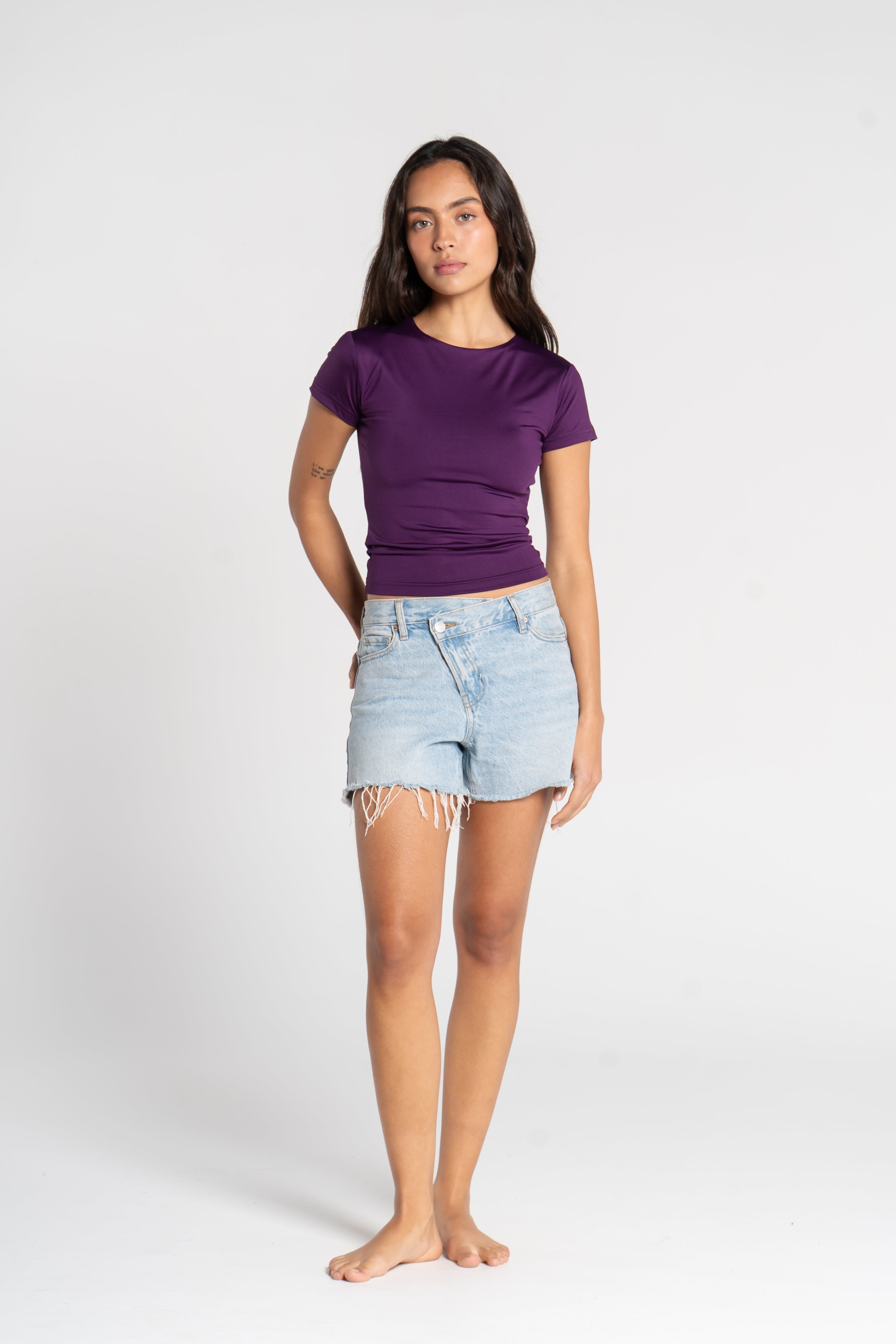 ROUND NECK SHORT SLEEVE ( COLORS )