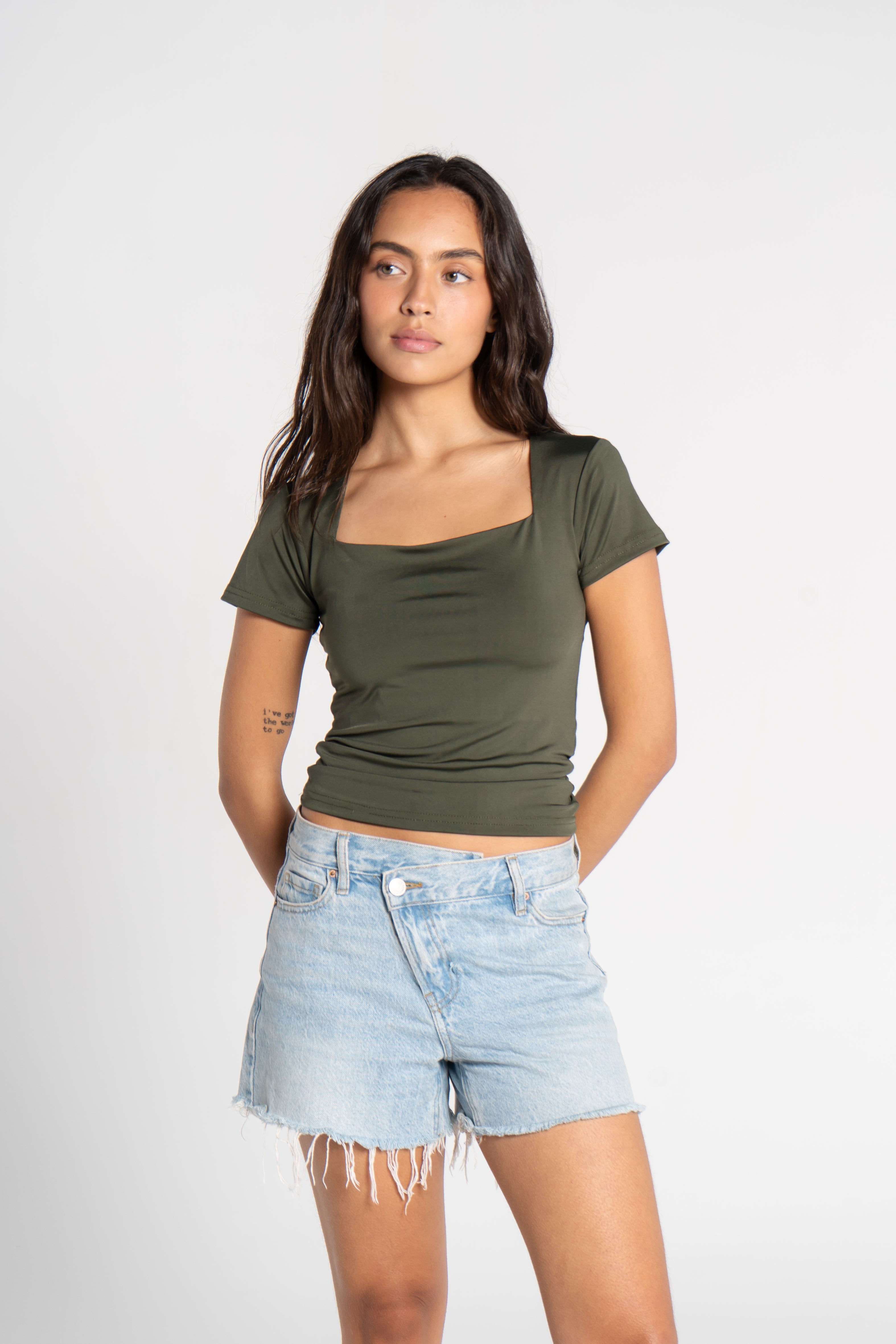 SQUARE NECK SHORT SLEEVE (COLORS)