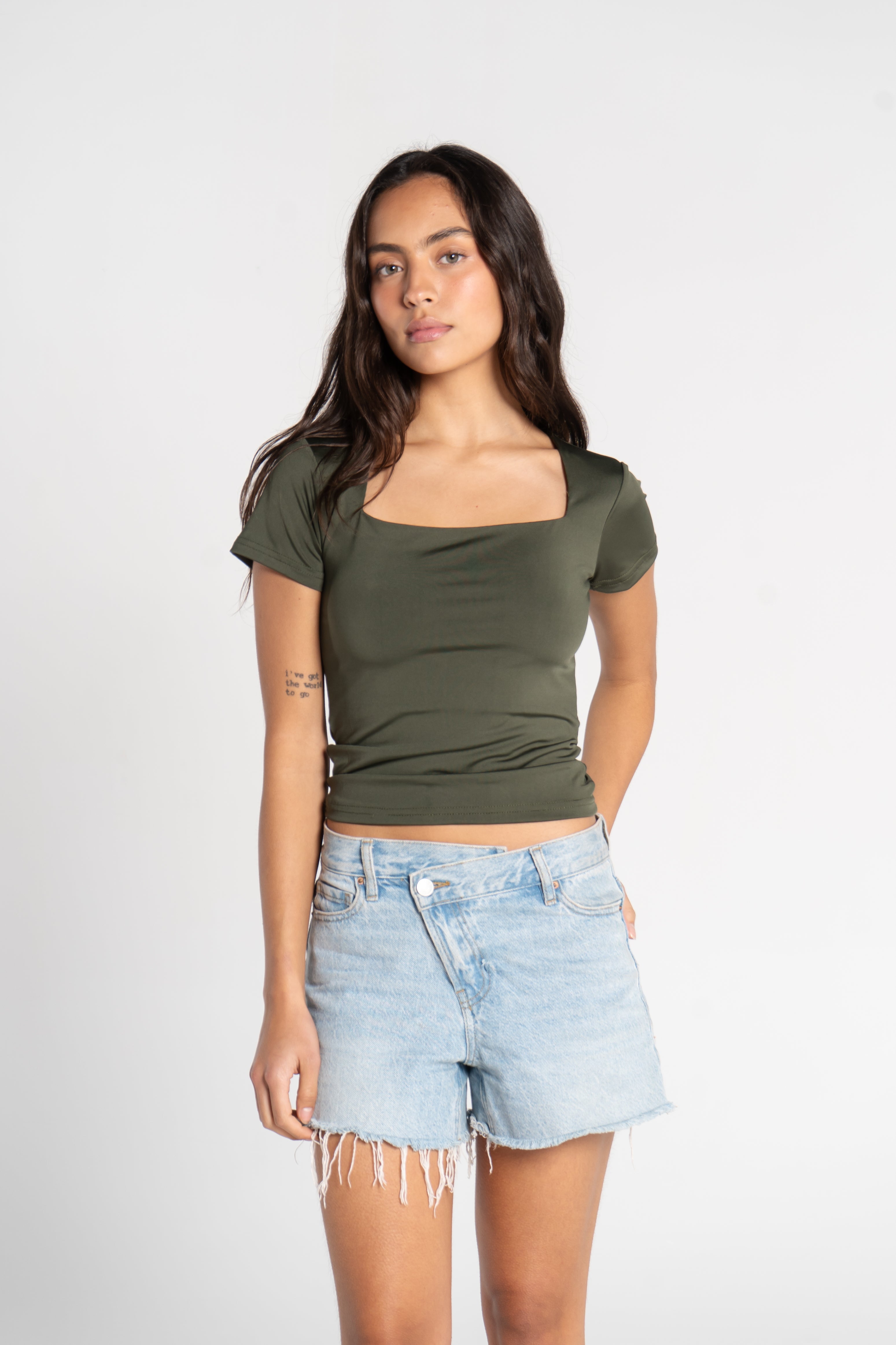 SQUARE NECK SHORT SLEEVE (COLORS)