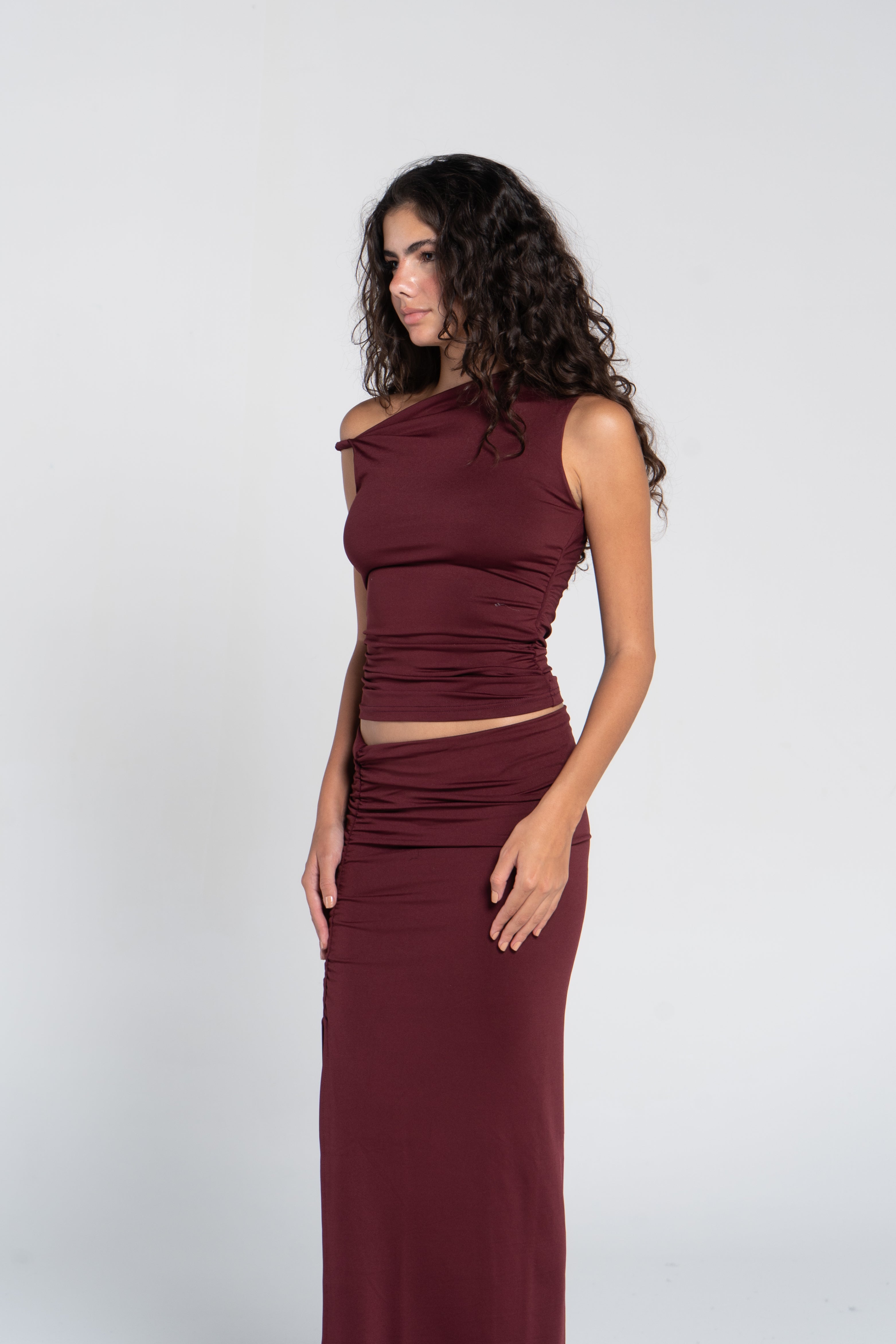 RUCHED TWISTED TOP