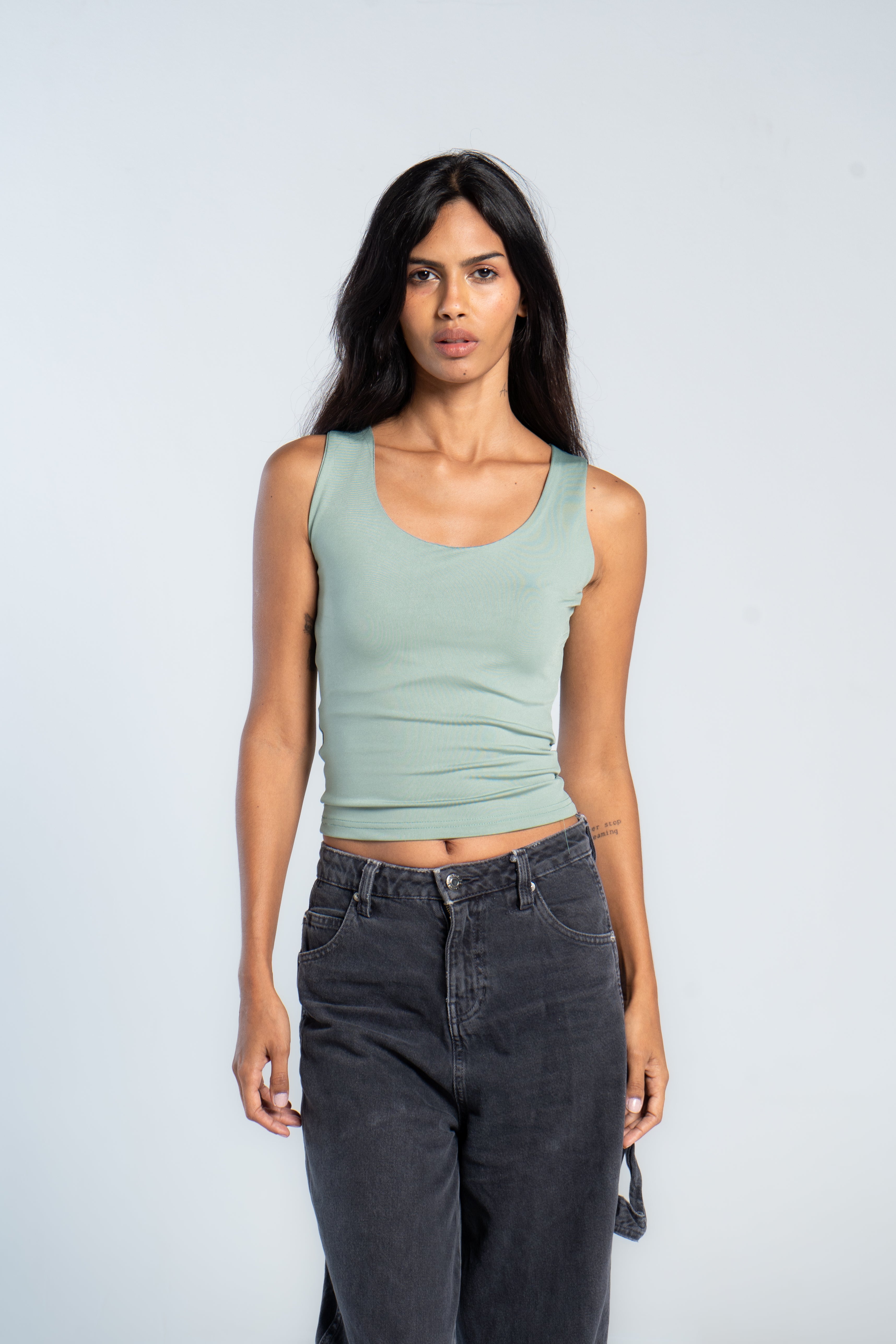 TANK TOP WIDE NECK ( COLORS )