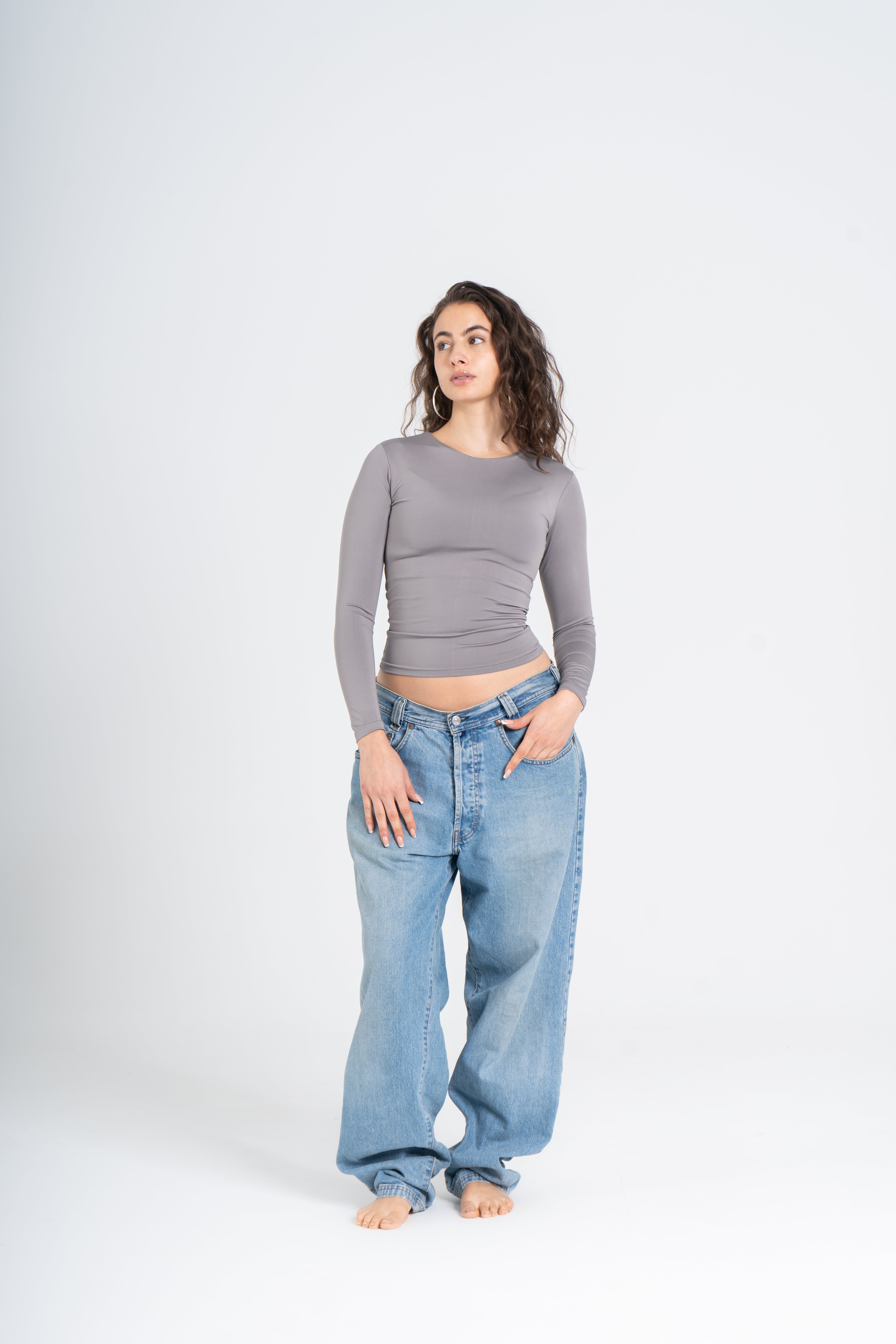 ROUND NECK LONG SLEEVE