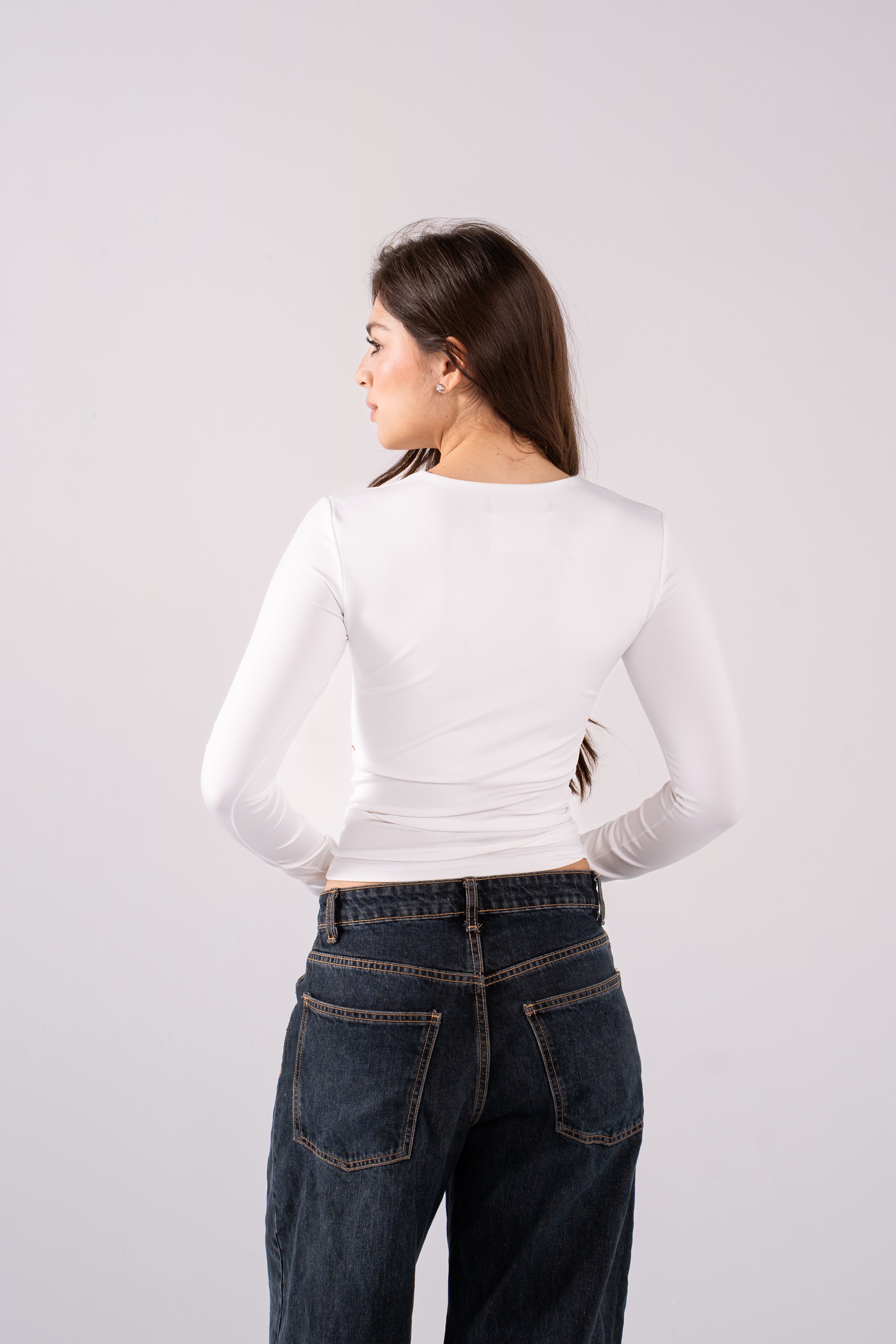 REFINED LONG-SLEEVE ZIPPER