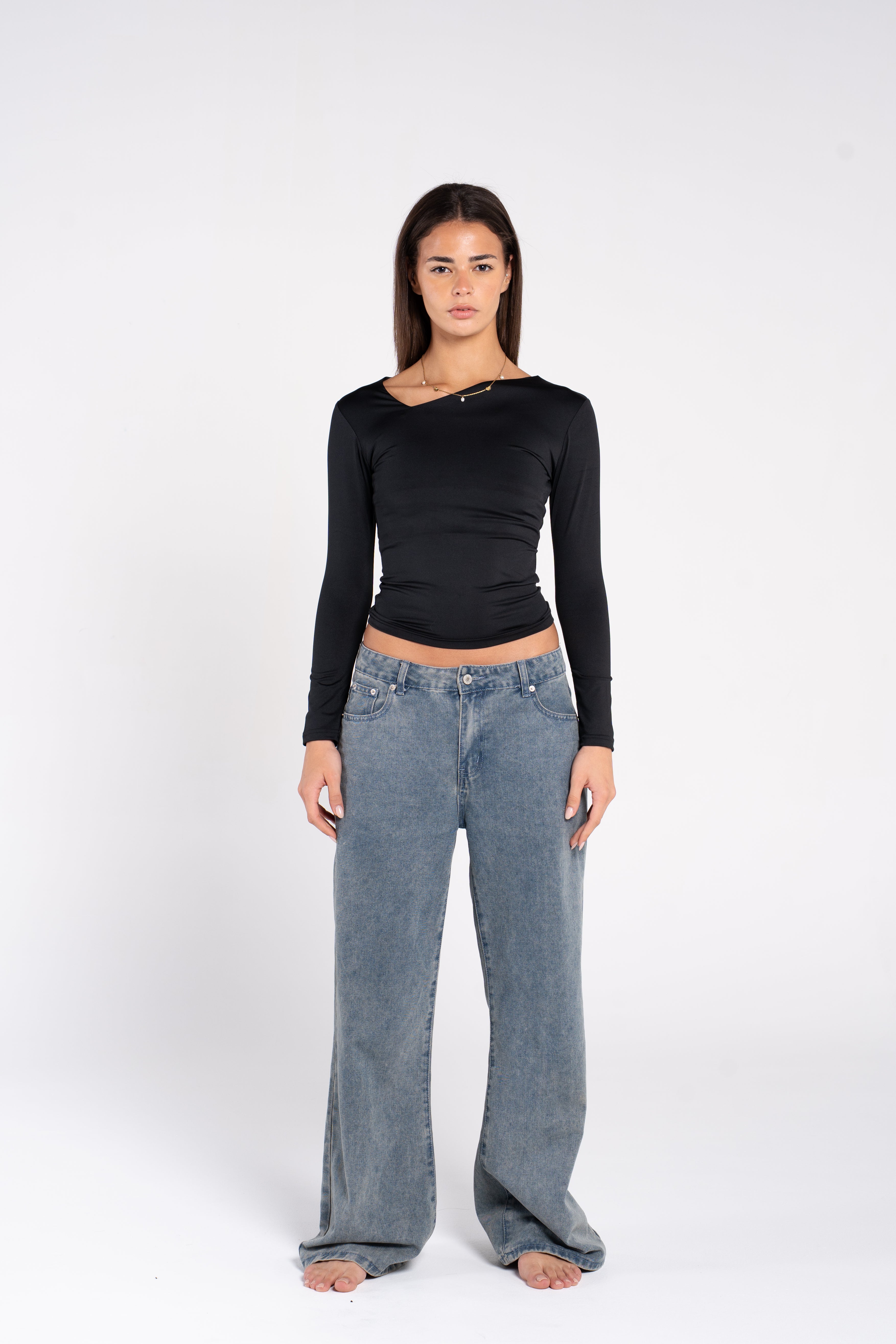 ASYMMETRICAL V NECK LONG SLEEVE
