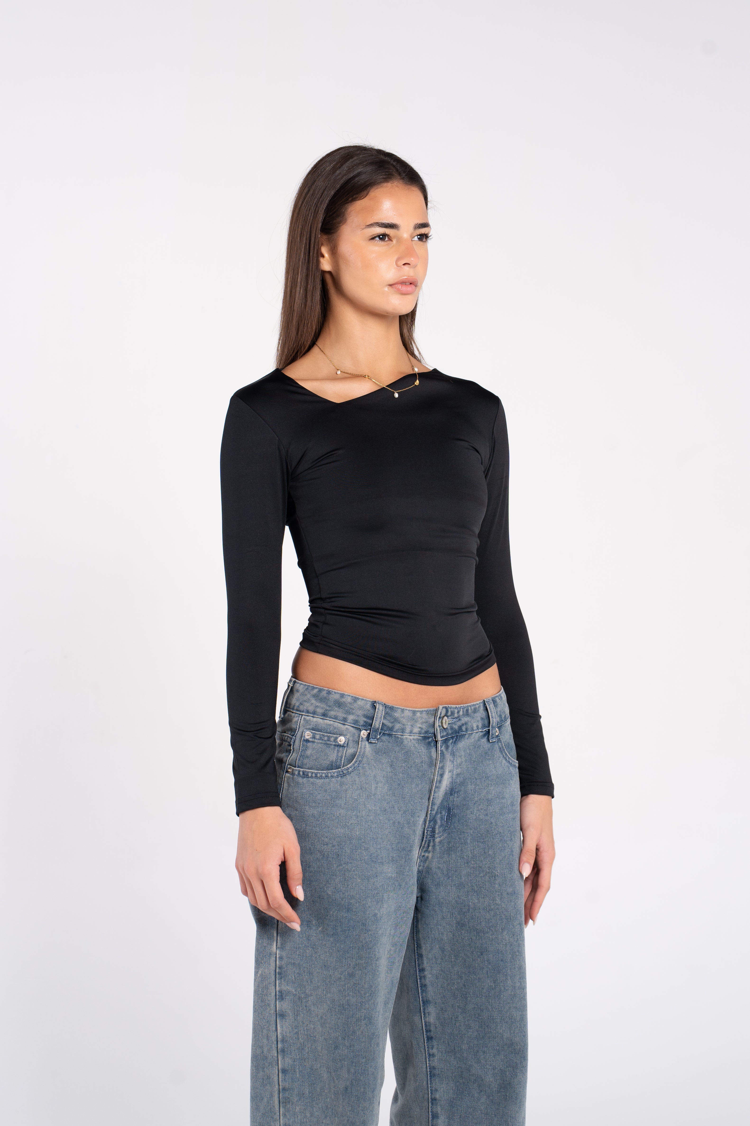 ASYMMETRICAL V NECK LONG SLEEVE