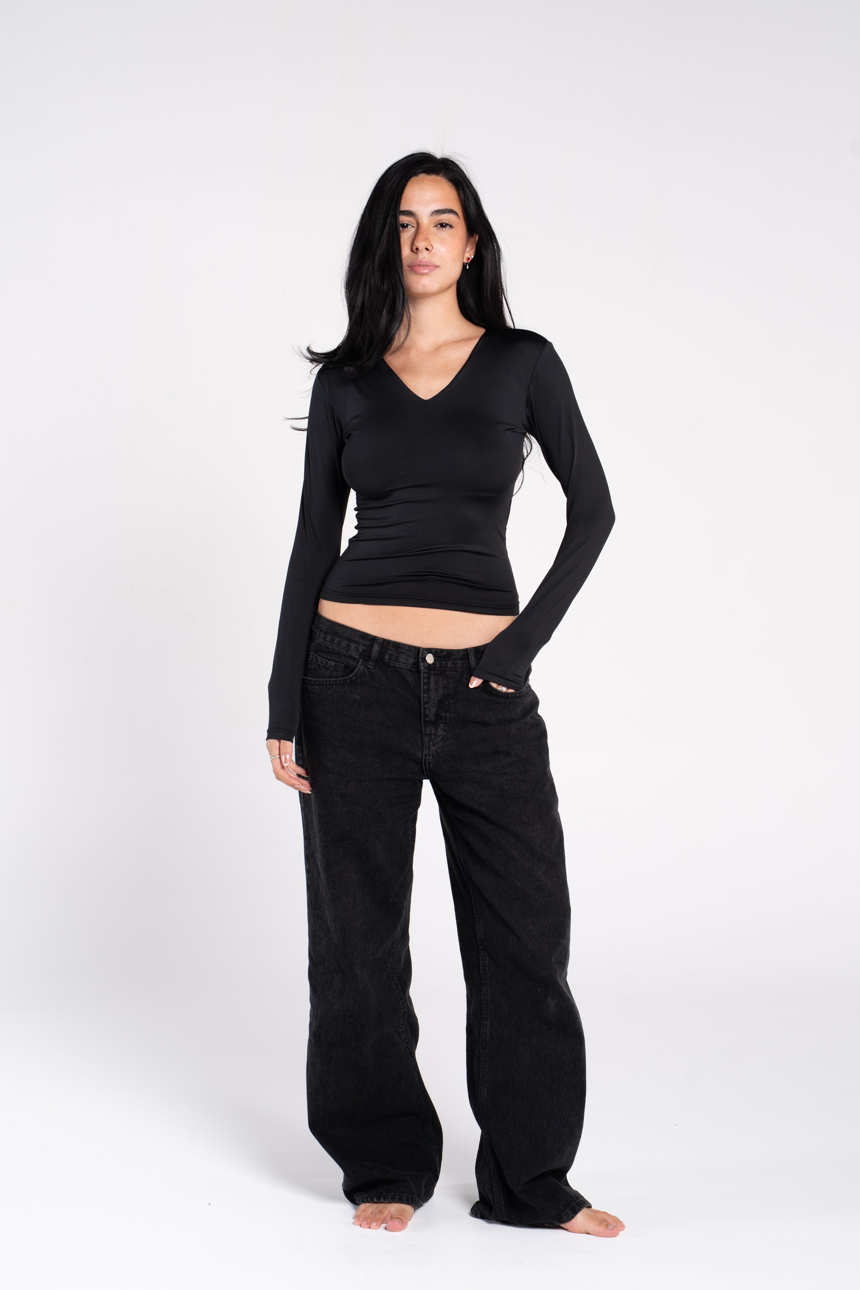 V NECK LONG SLEEVE