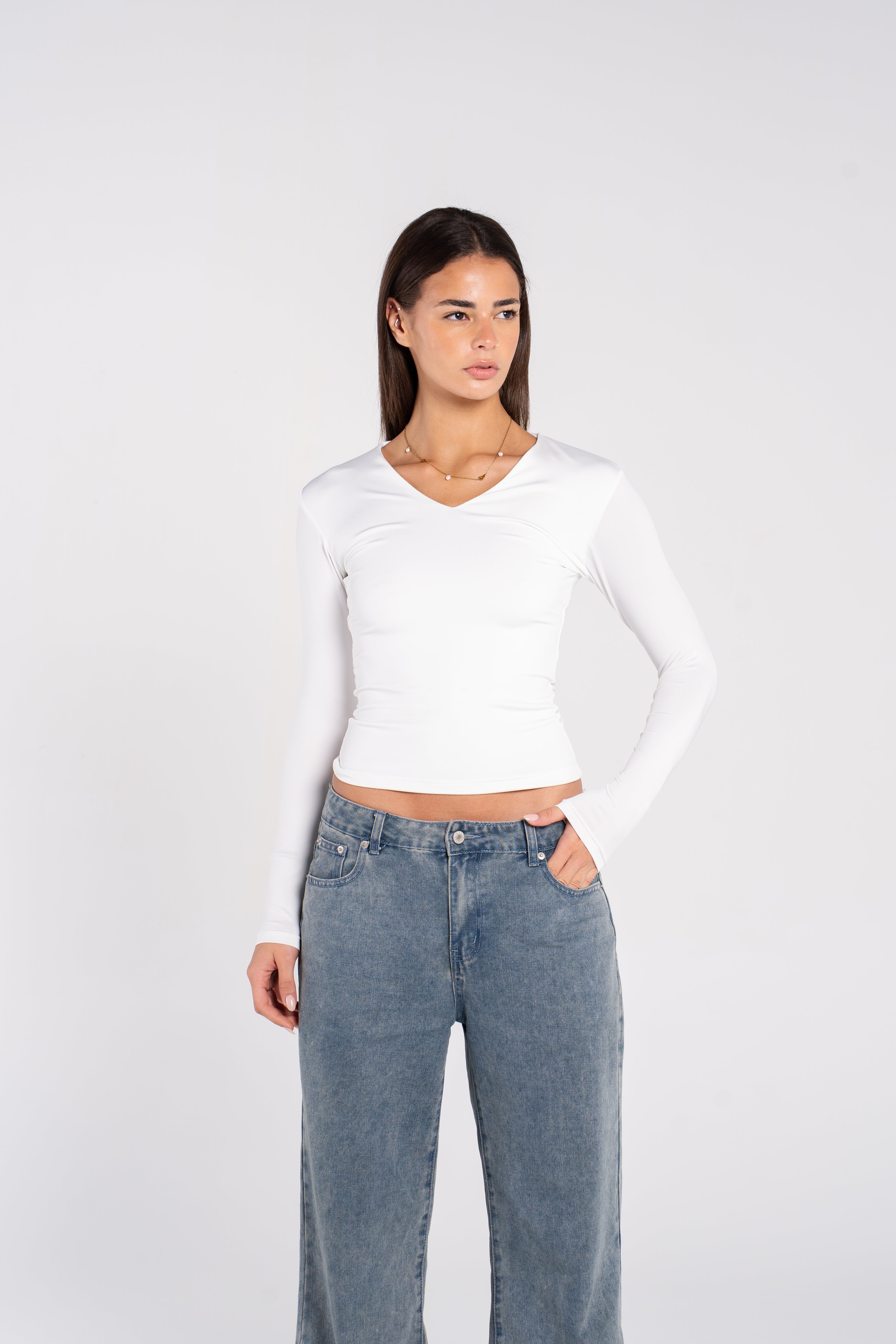 V NECK LONG SLEEVE