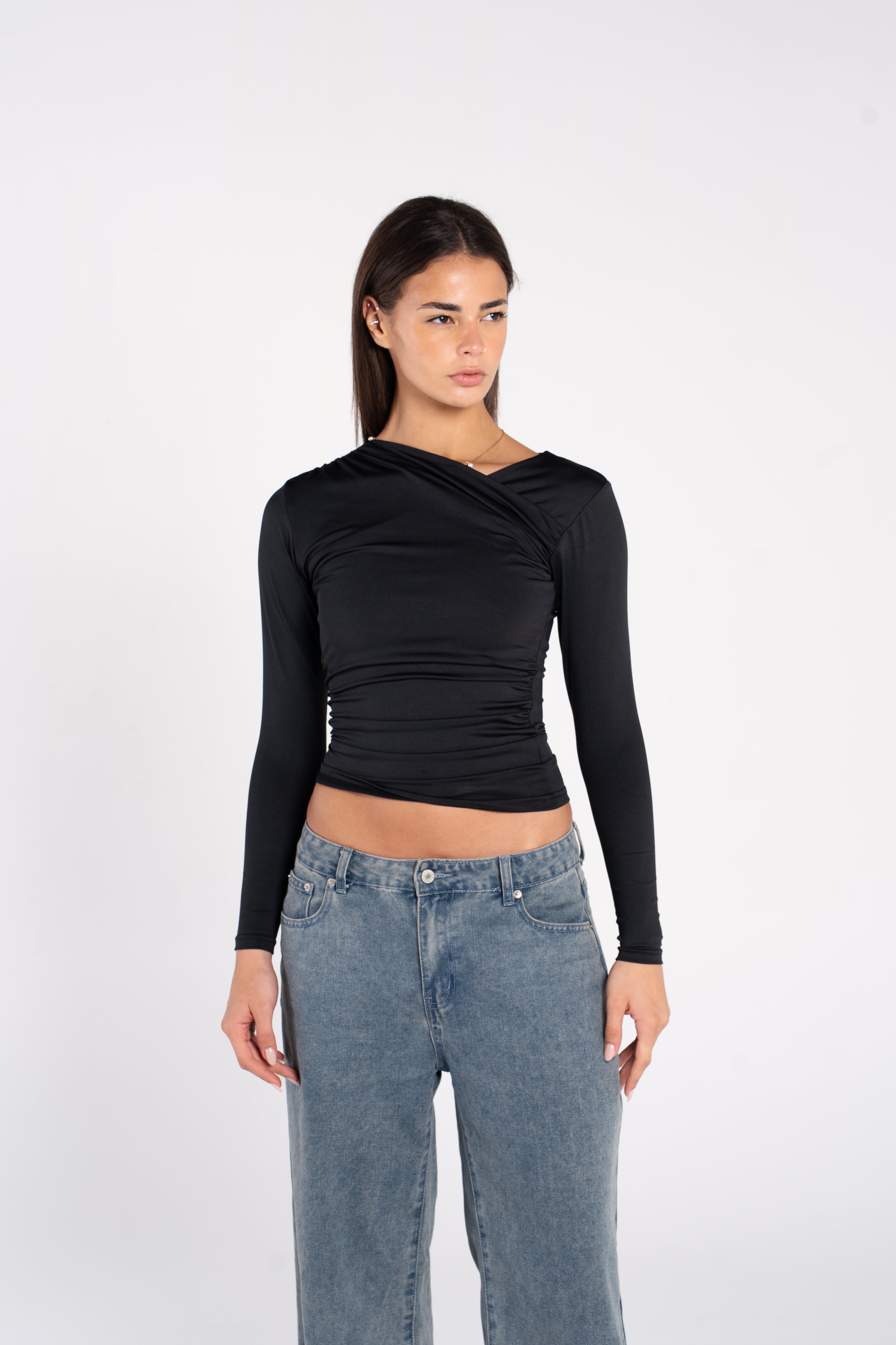 DRAPED LONG SLEEVE TOP
