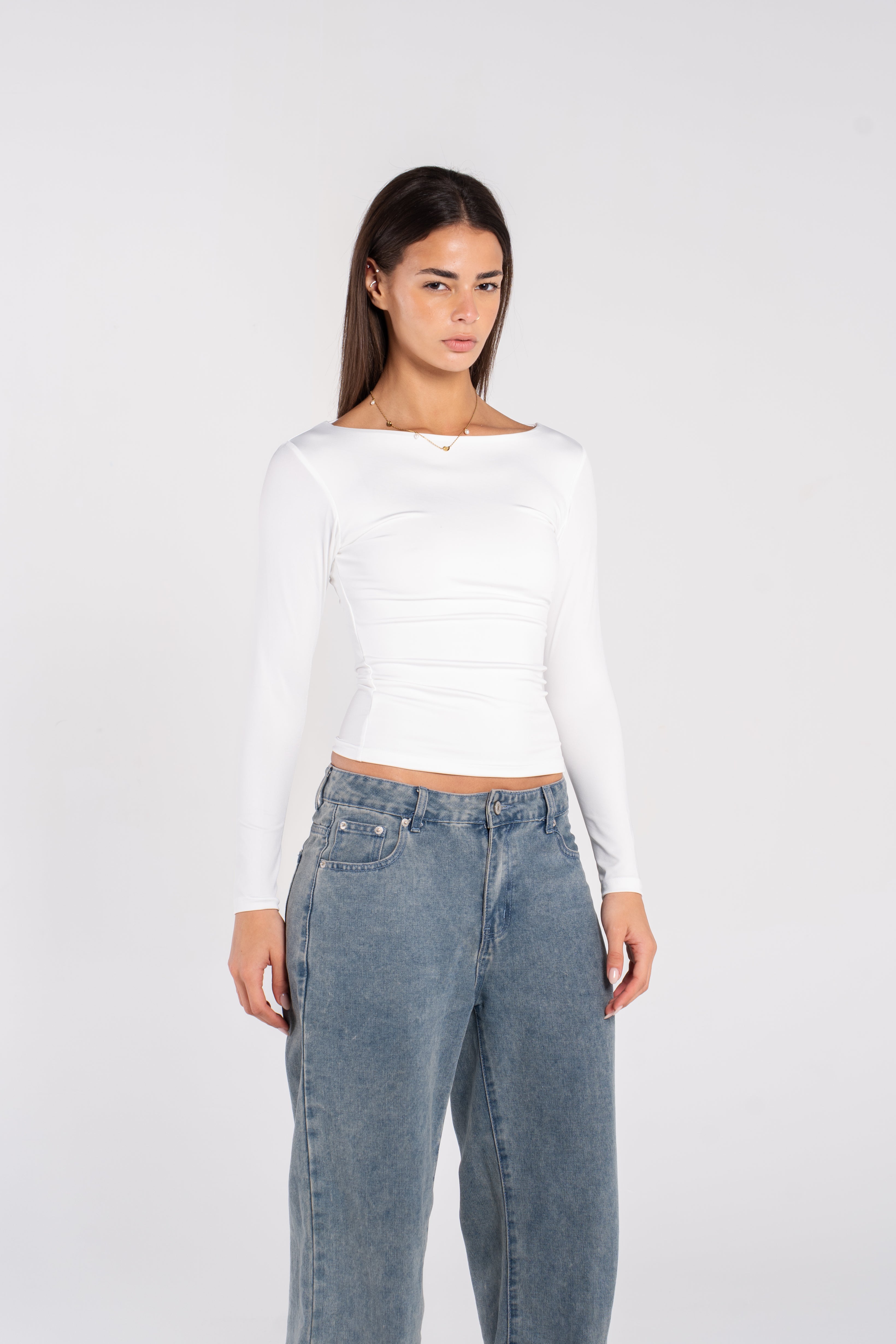 WIDE SHOULDER LONG SLEEVE TOP