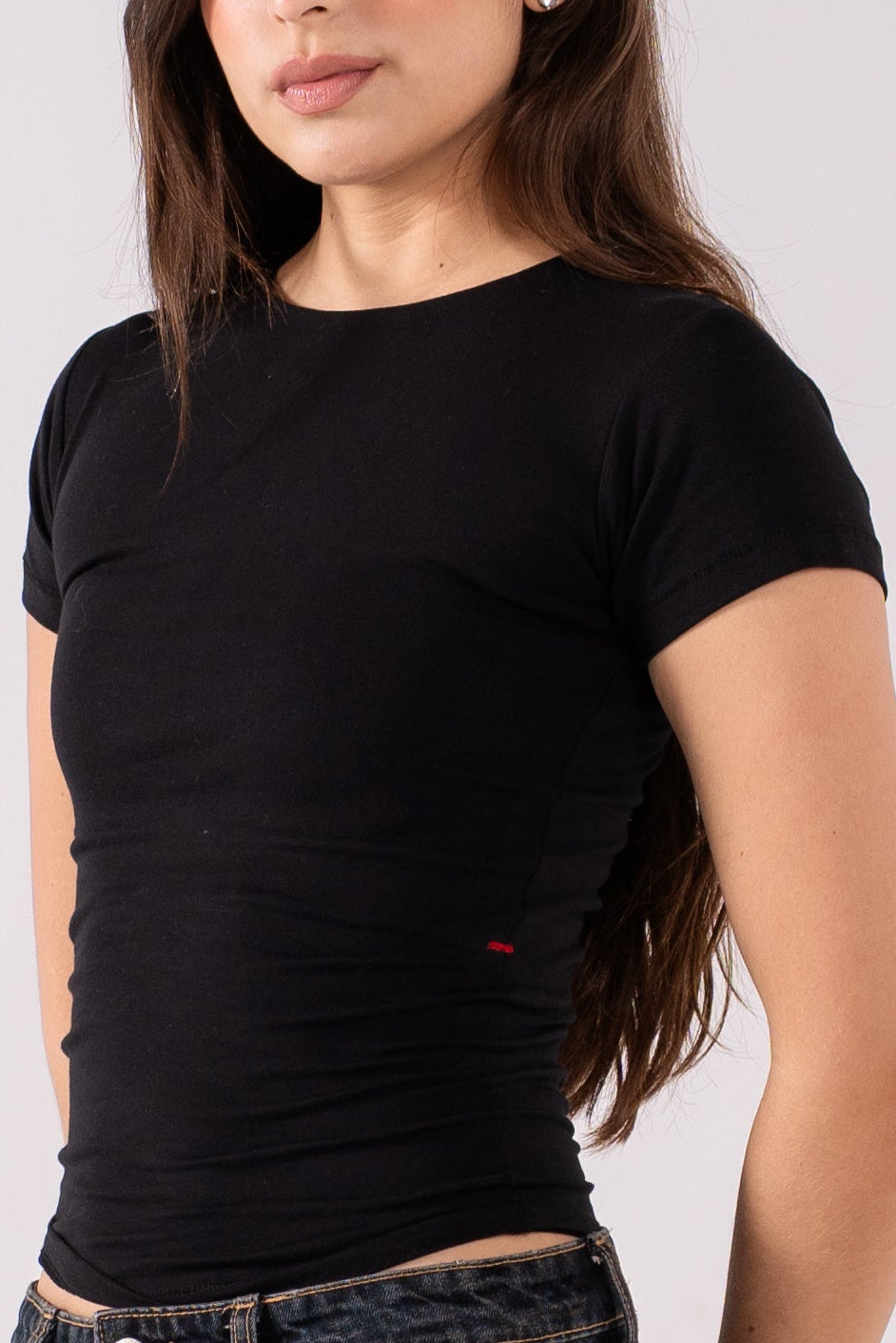 REFINED COTTON SHORT-SLEEVE ROUND NECK