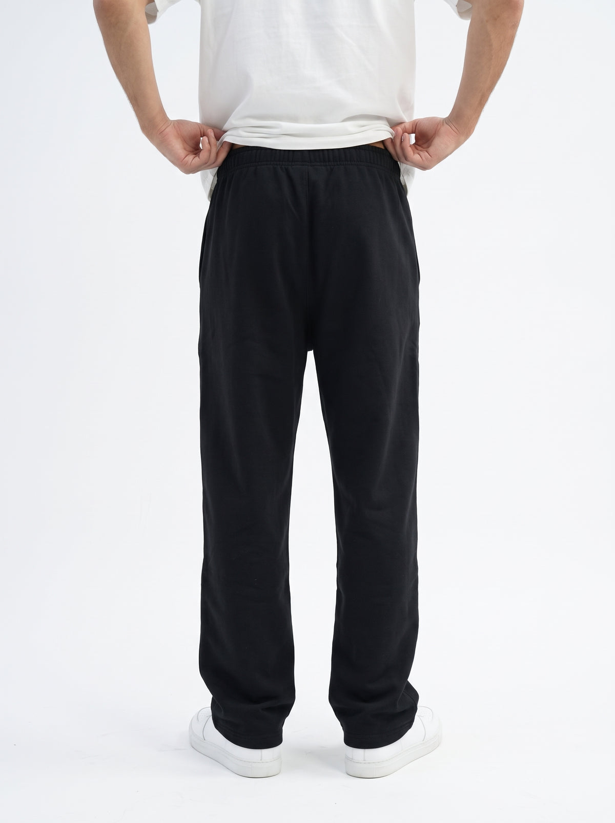 REFINED STRAIGHT LEG PANTS