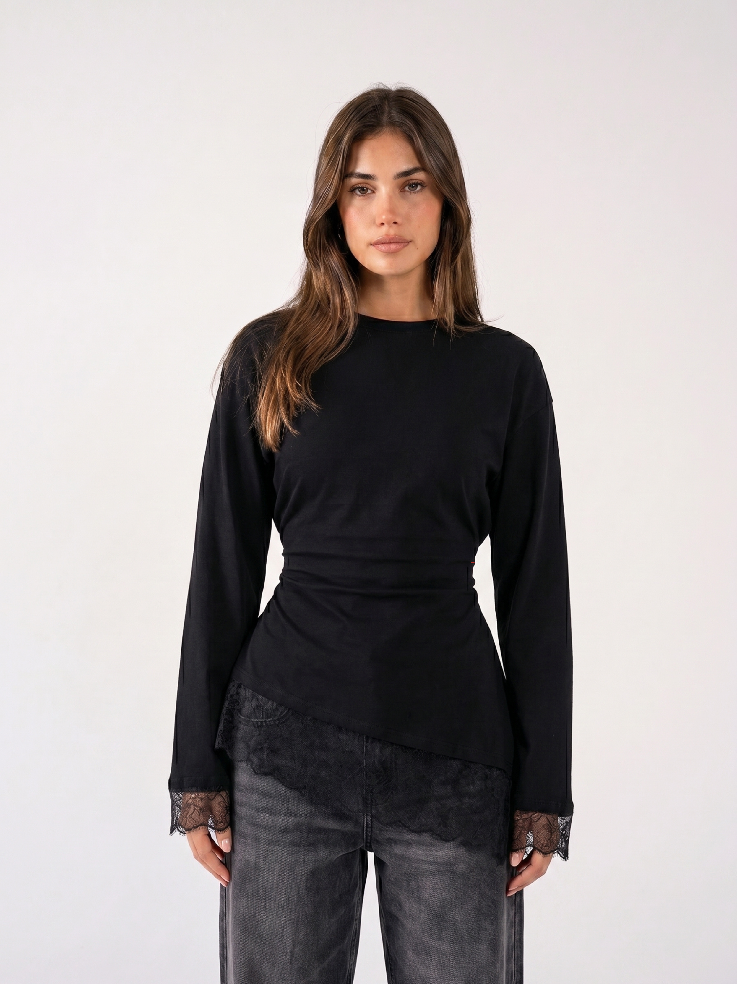 REFINED LACE OVERSIZED LONG SLEEVE T-SHIRT