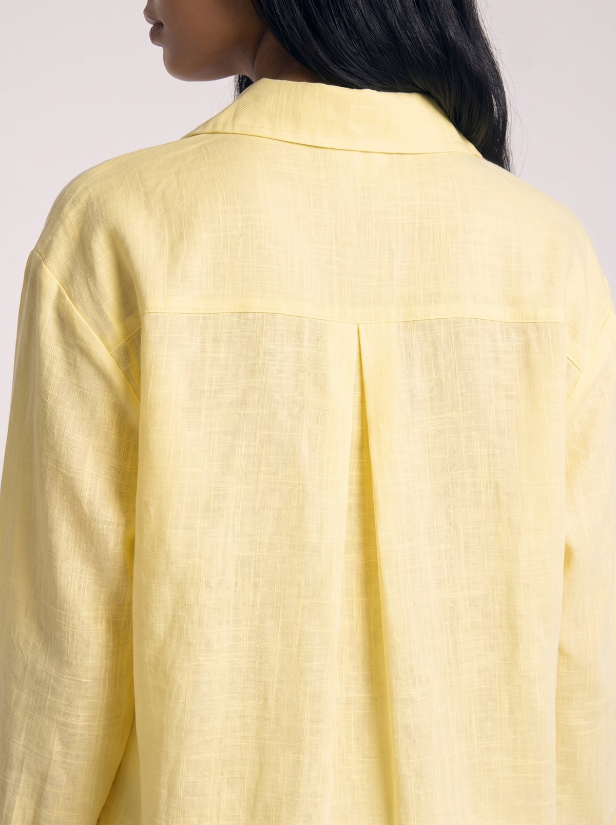 REFINED LINEN POLO BLOUSE