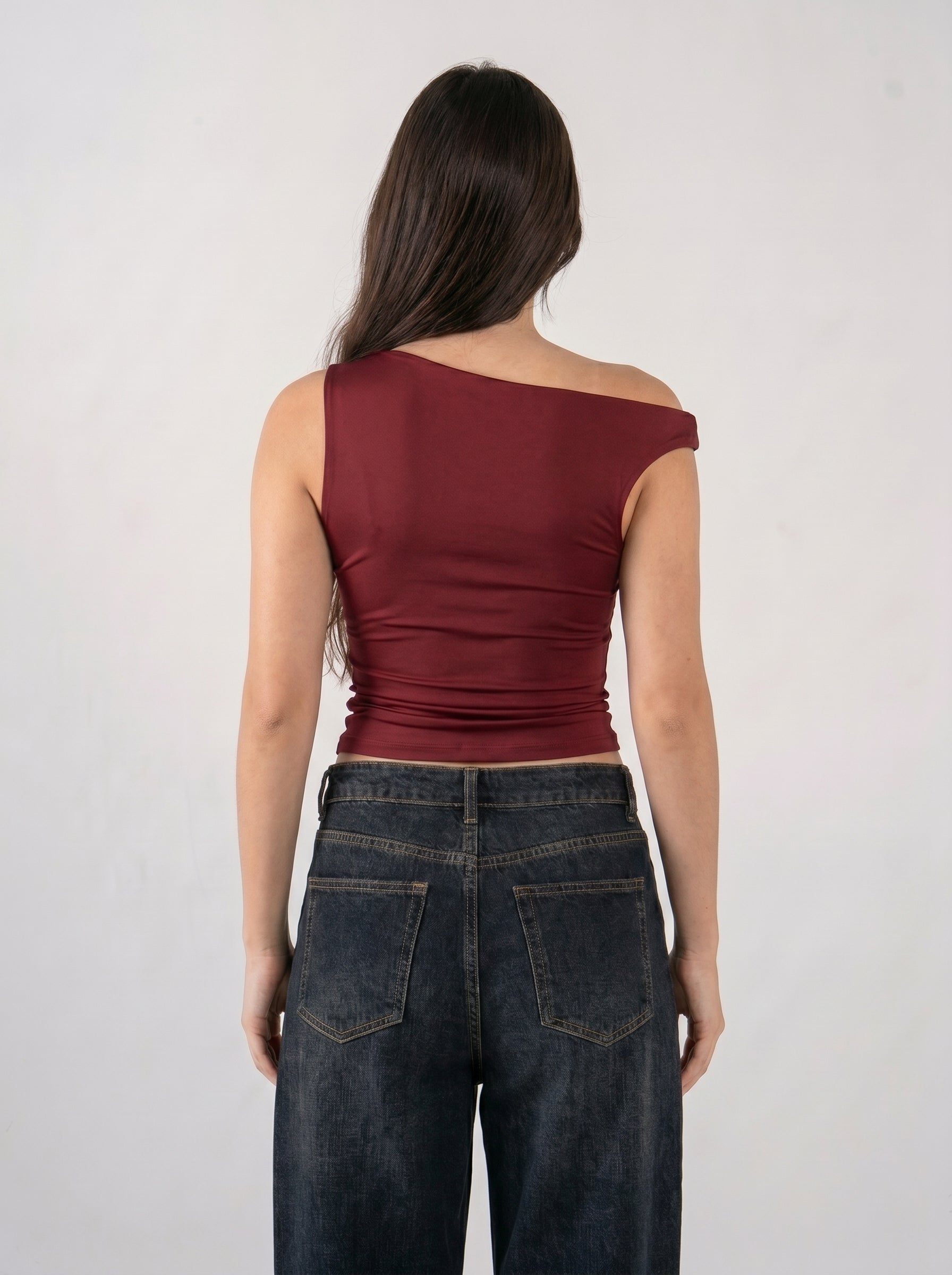 REFINED ONE SHOULDER RUCHED ASYMMETRICAL TOP