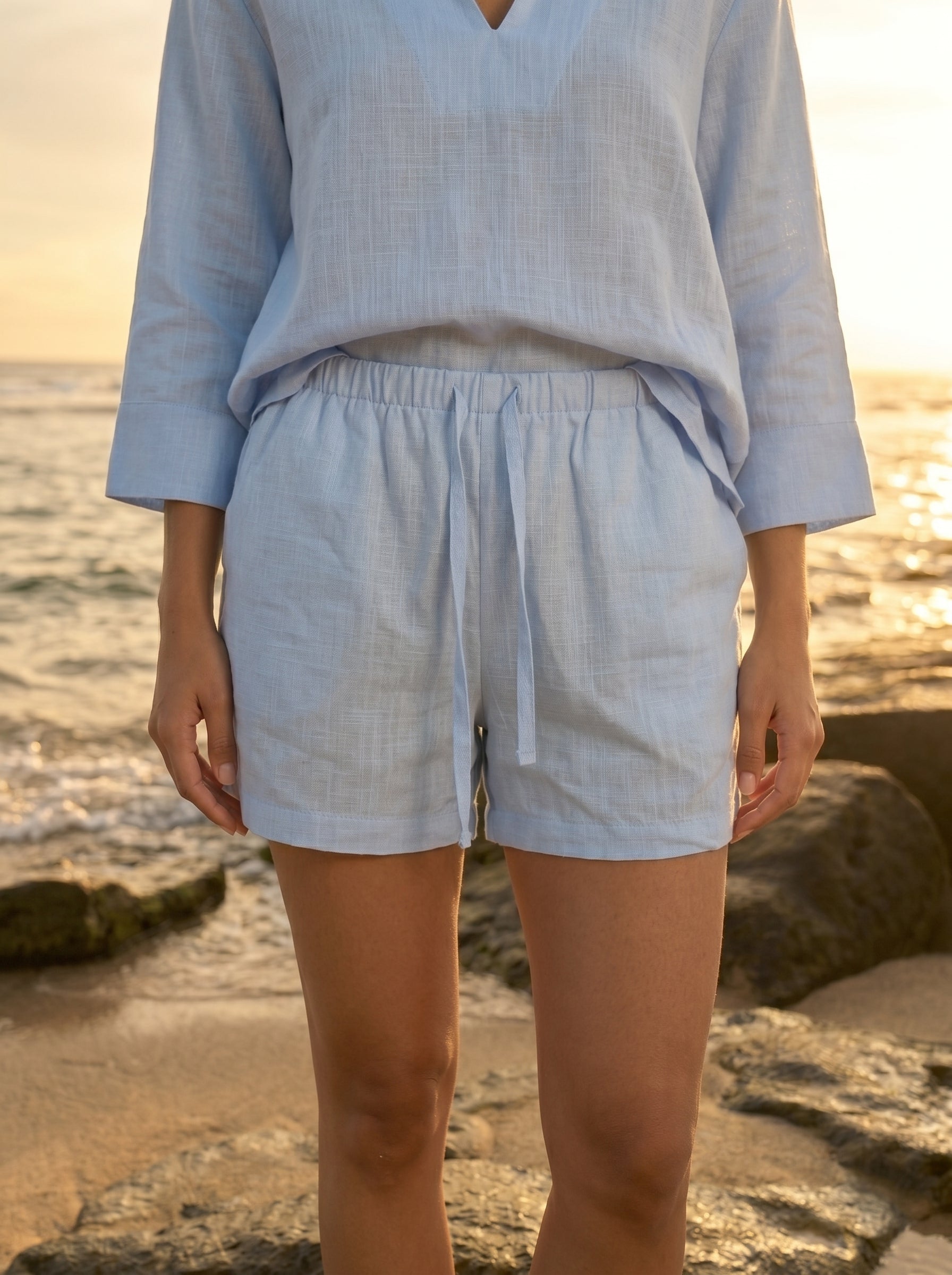 REFINED LINEN SHORTS