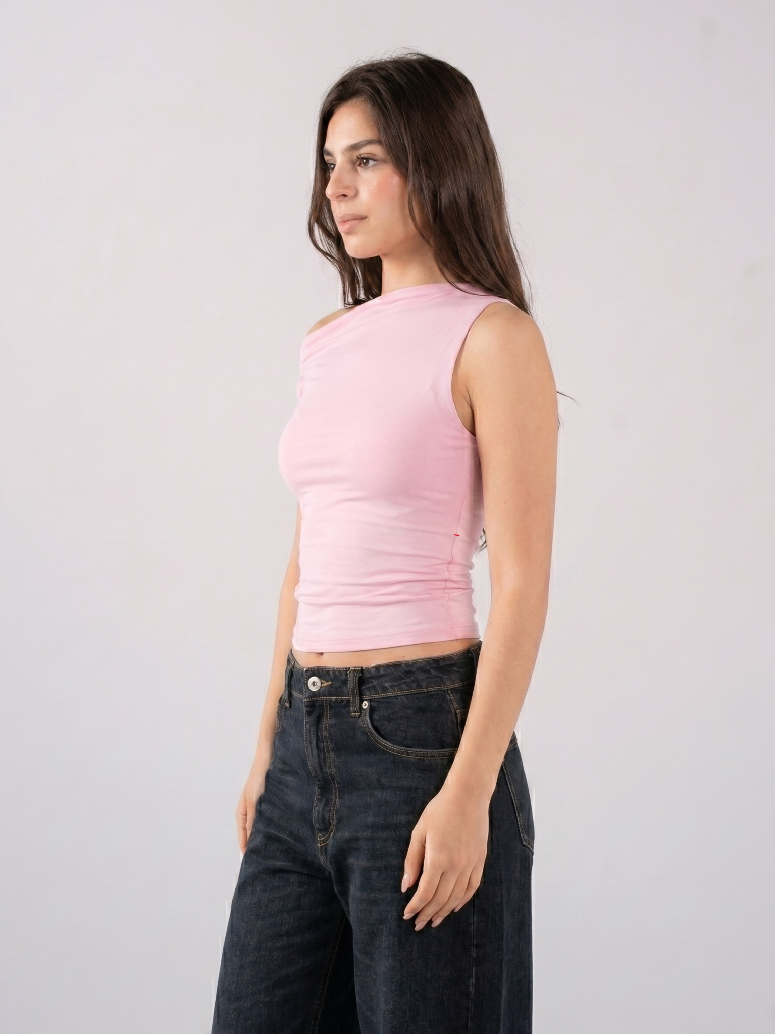 REFINED ONE SHOULDER RUCHED ASYMMETRICAL TOP