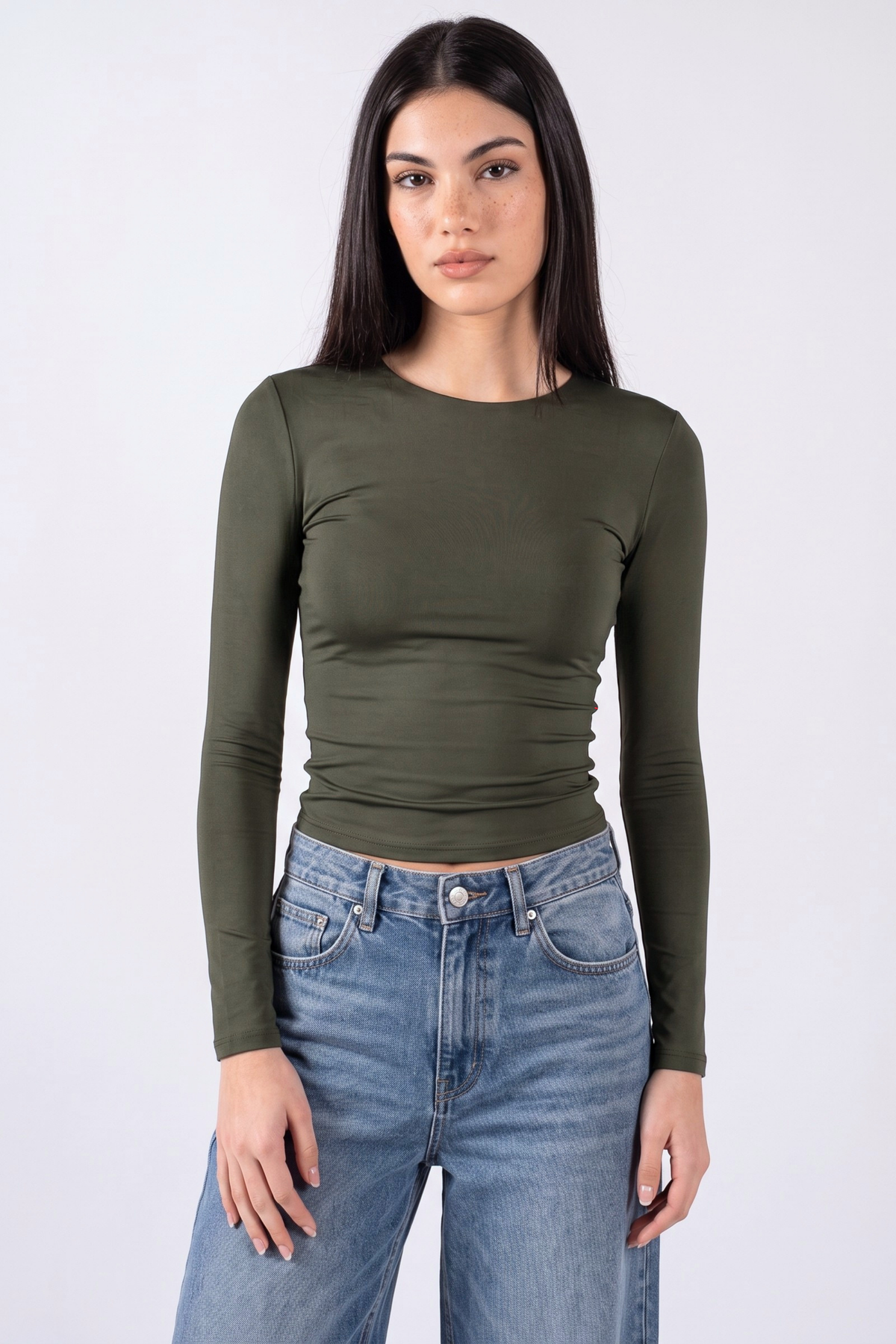 REFINED LONG-SLEEVE ROUND NECK