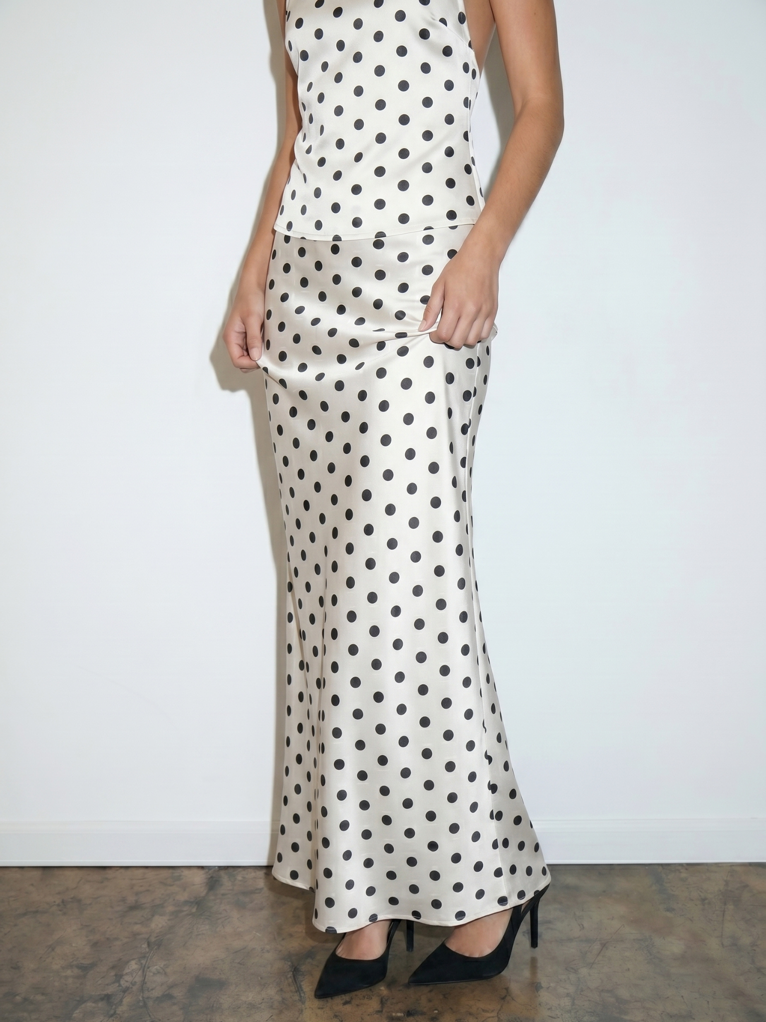 REFINED POLKA DOT SATIN MIDI SKIRT