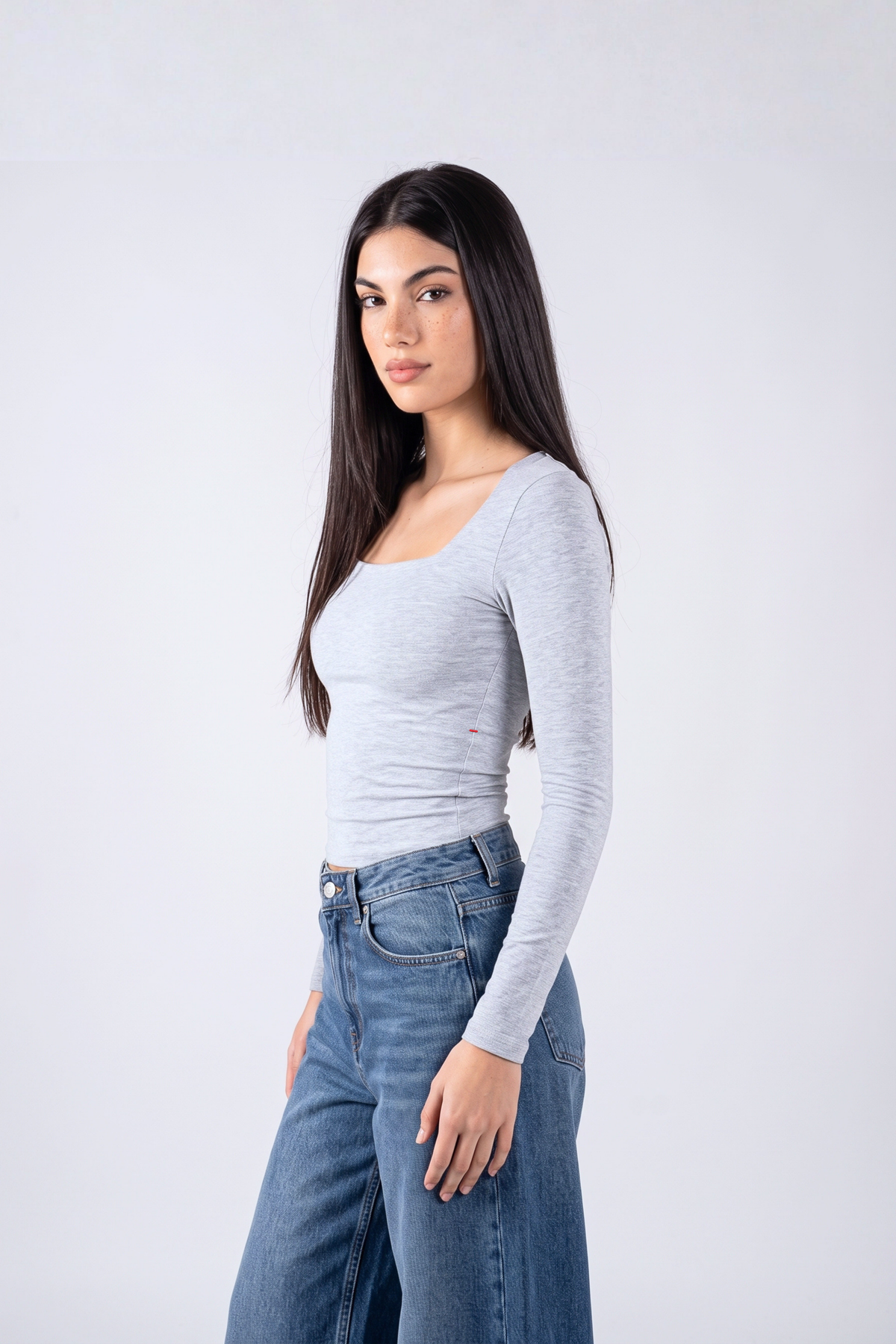 REFINED COTTON LONG-SLEEVE SQUARE NECK