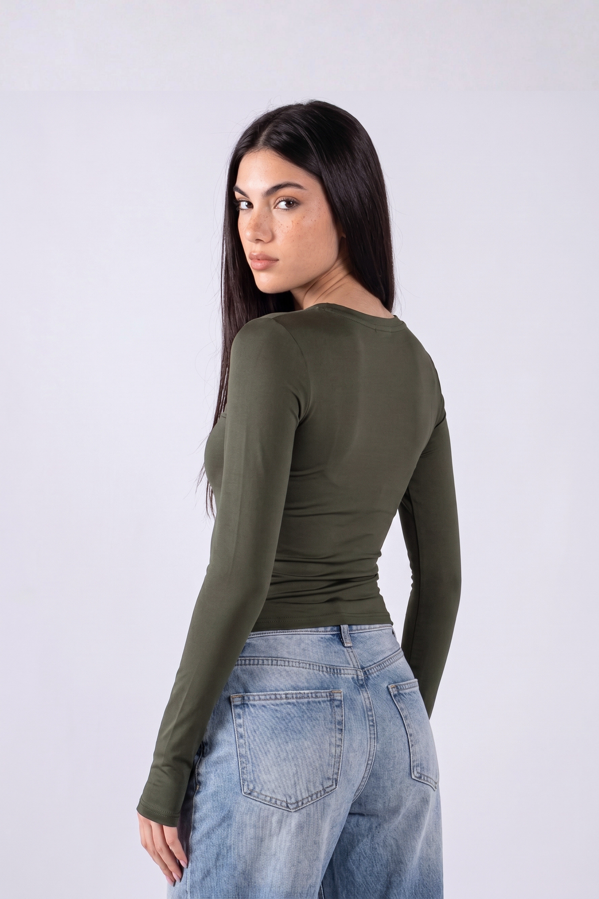 REFINED LONG-SLEEVE ZIPPER