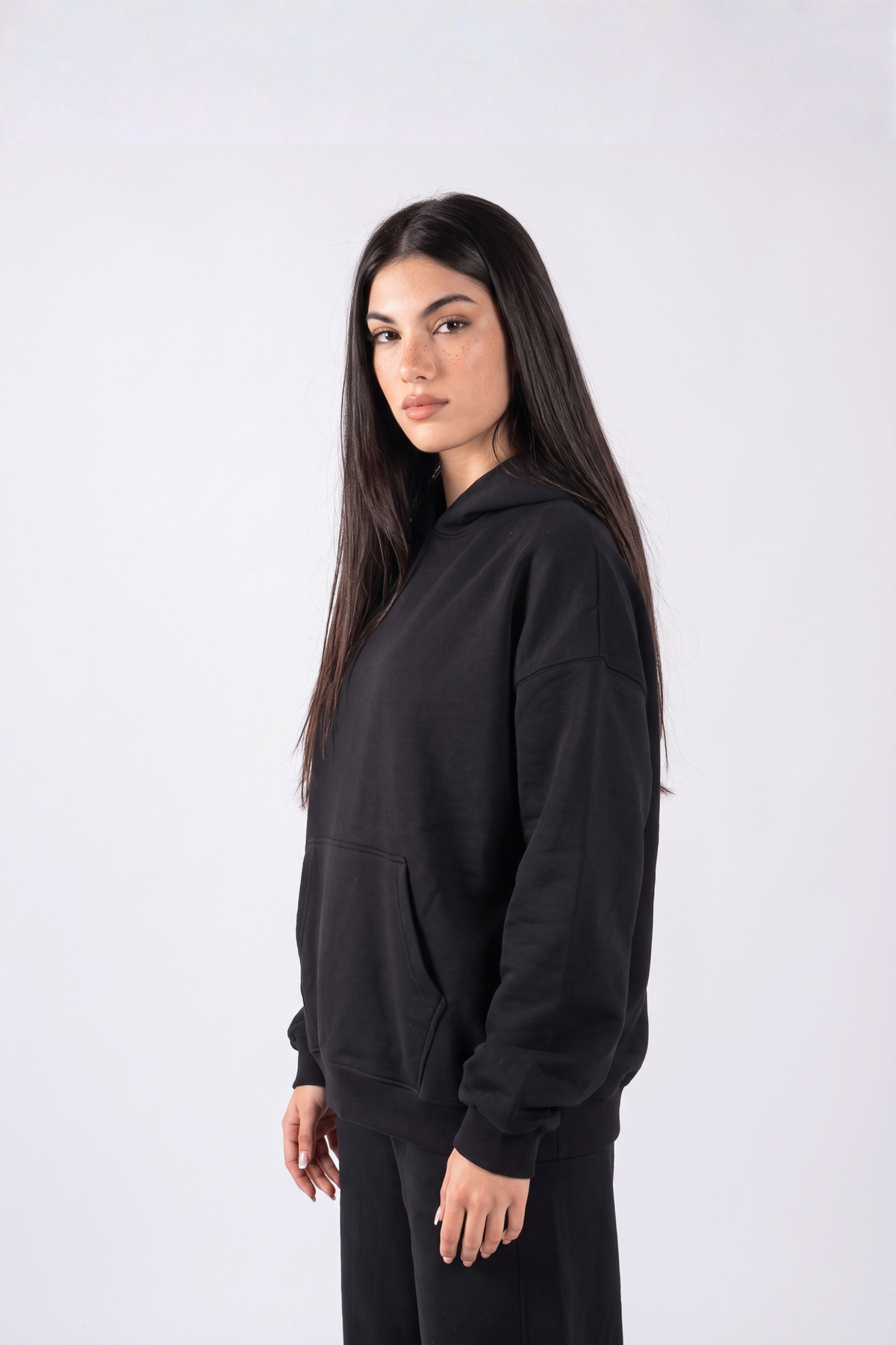 REFINED OVERSIZED HOODIE