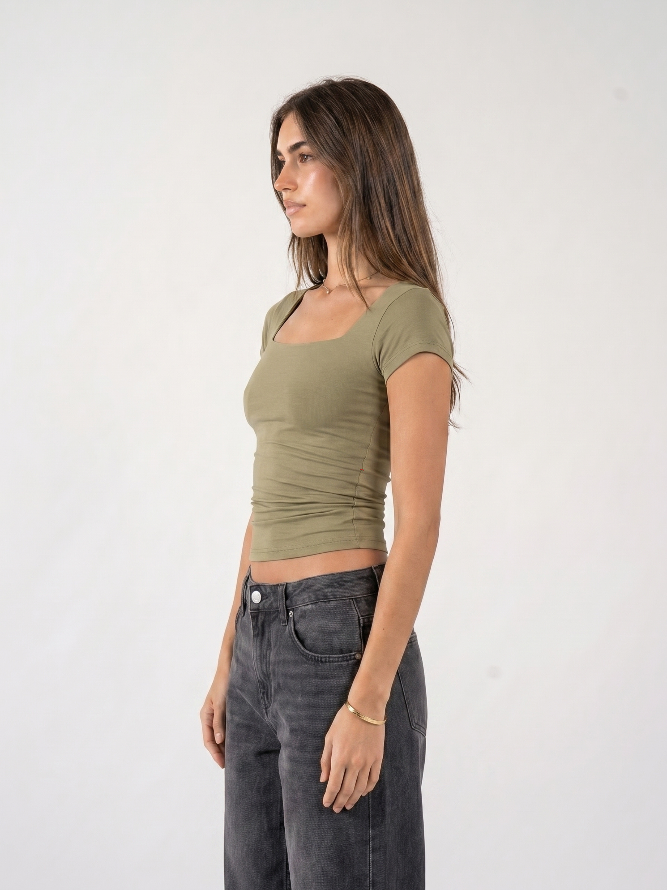REFINED COTTON SHORT-SLEEVE SQUARE NECK