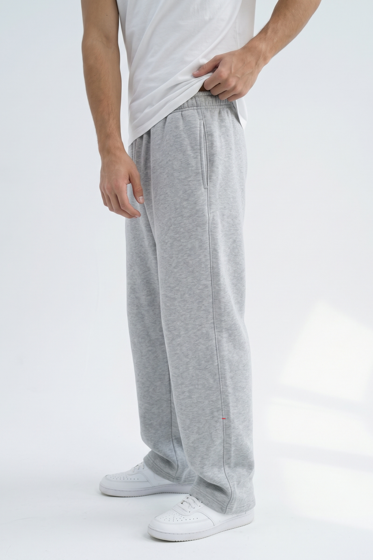 REFINED STRAIGHT LEG PANTS