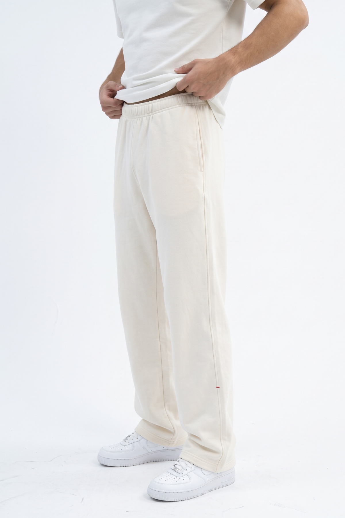 REFINED STRAIGHT LEG PANTS