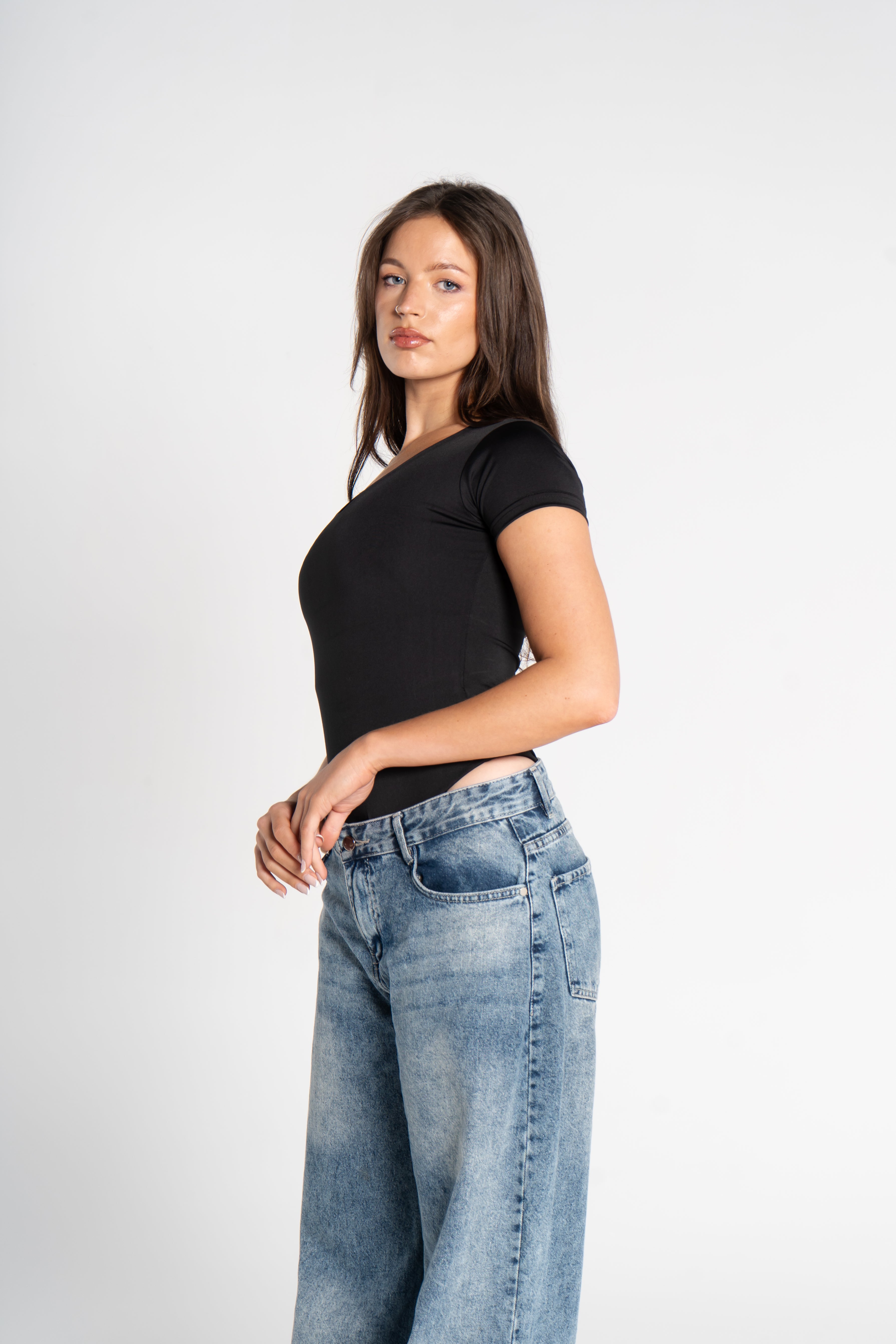 WIDE NECK SHORT SLEEVE BODYSUIT