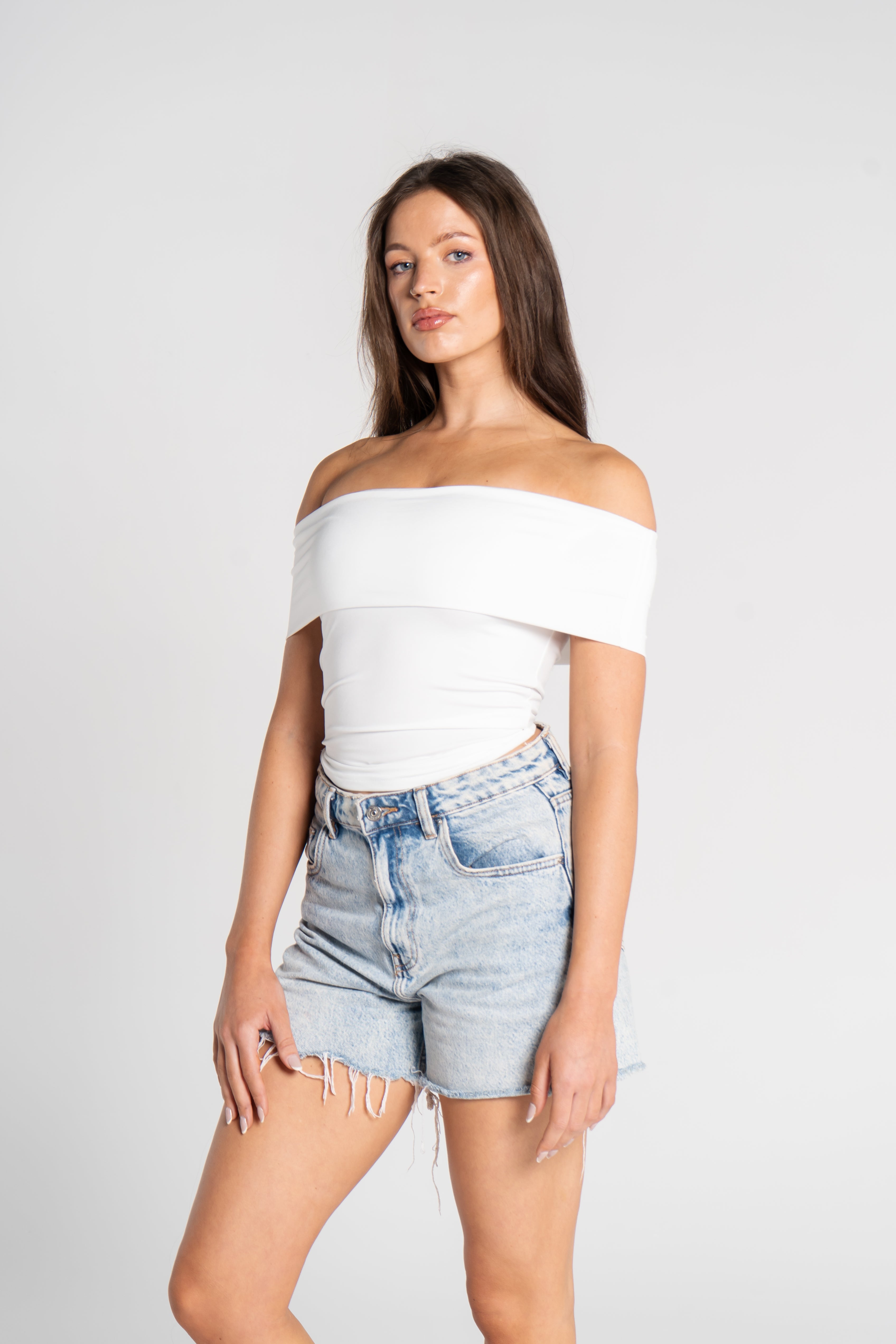 OFF SHOULDER