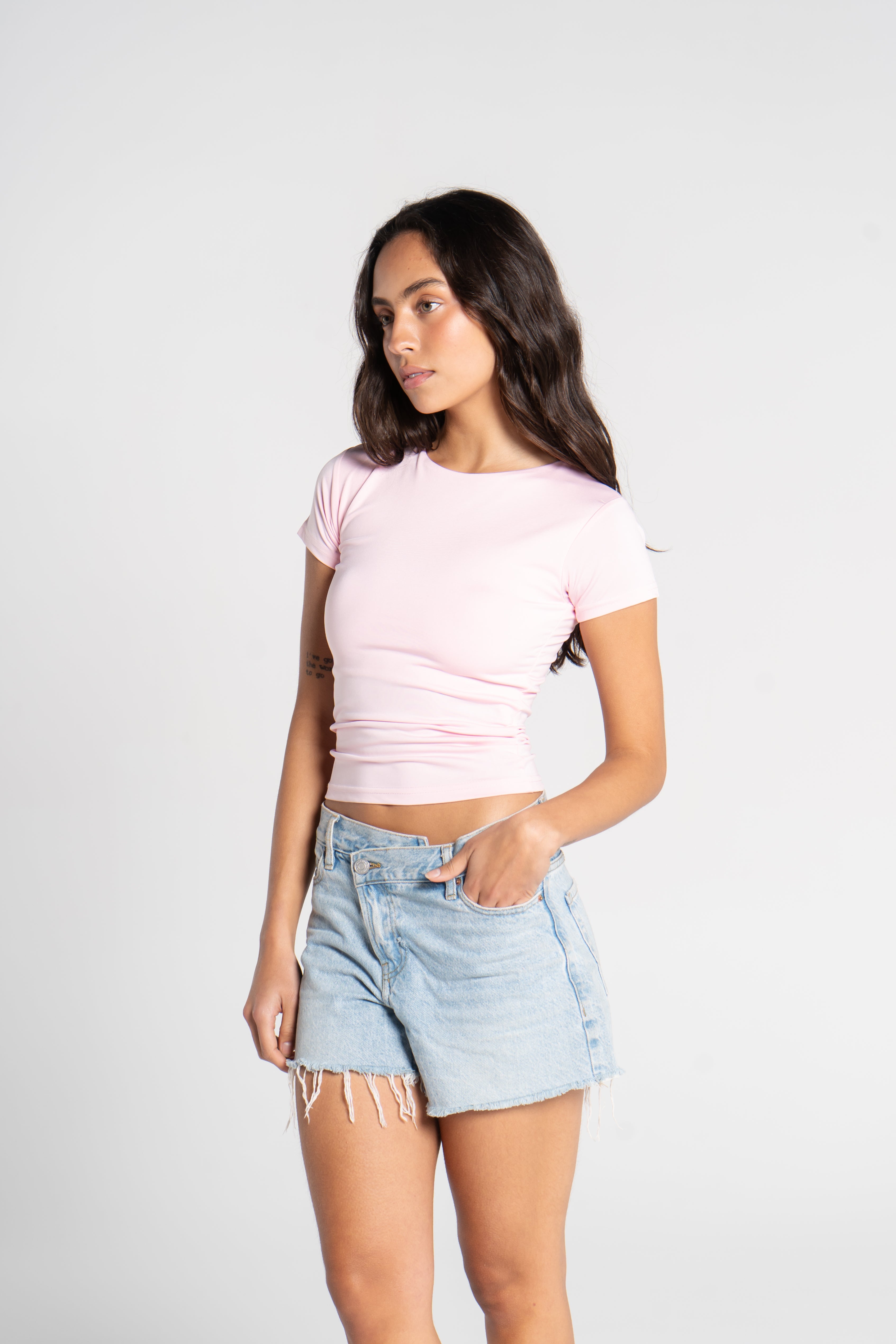 ROUND NECK SHORT SLEEVE        ( COLORS )